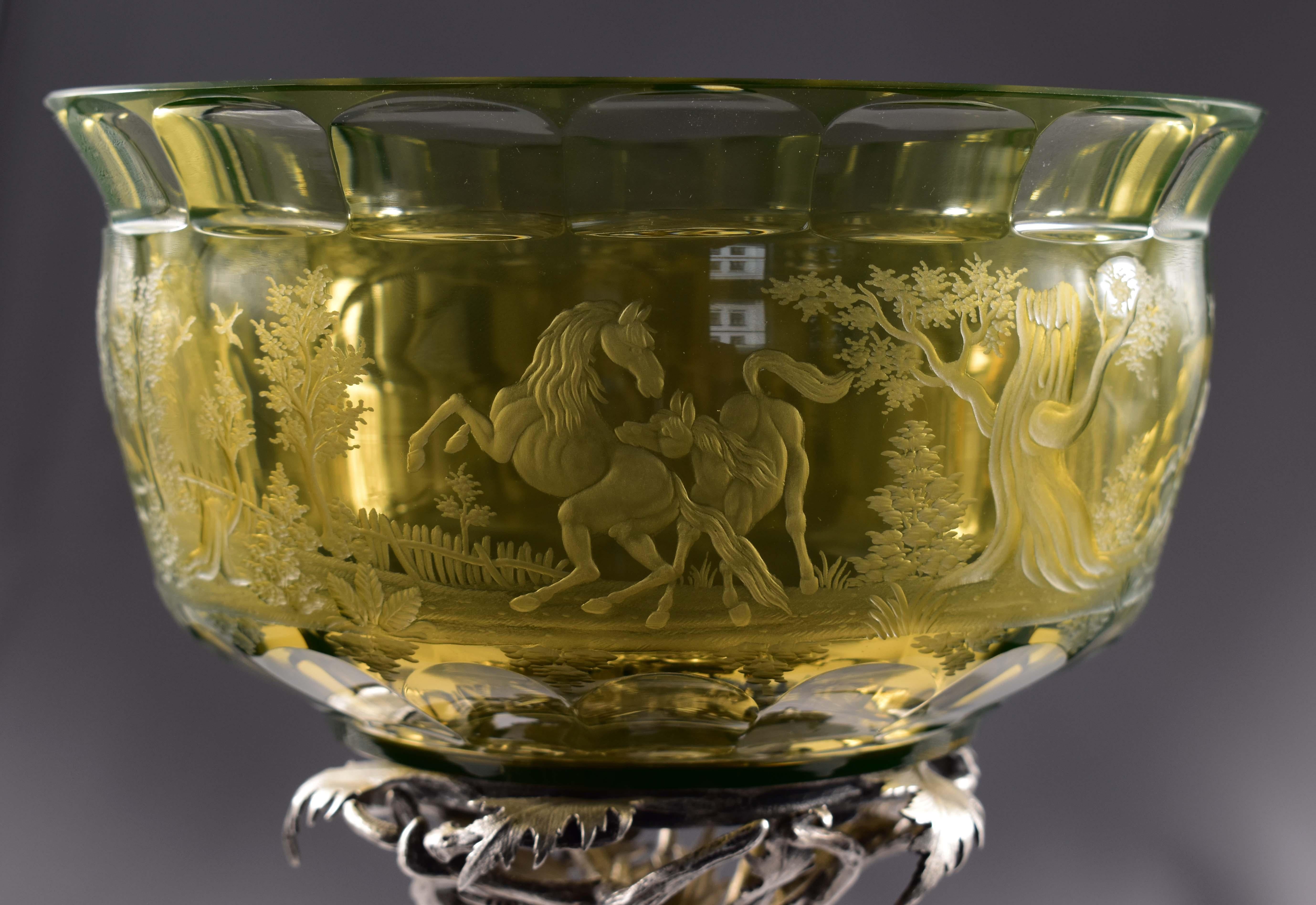 Antique Uranium Glass, Fruit Bowl, Horses, Alpaca-Silver For Sale 3