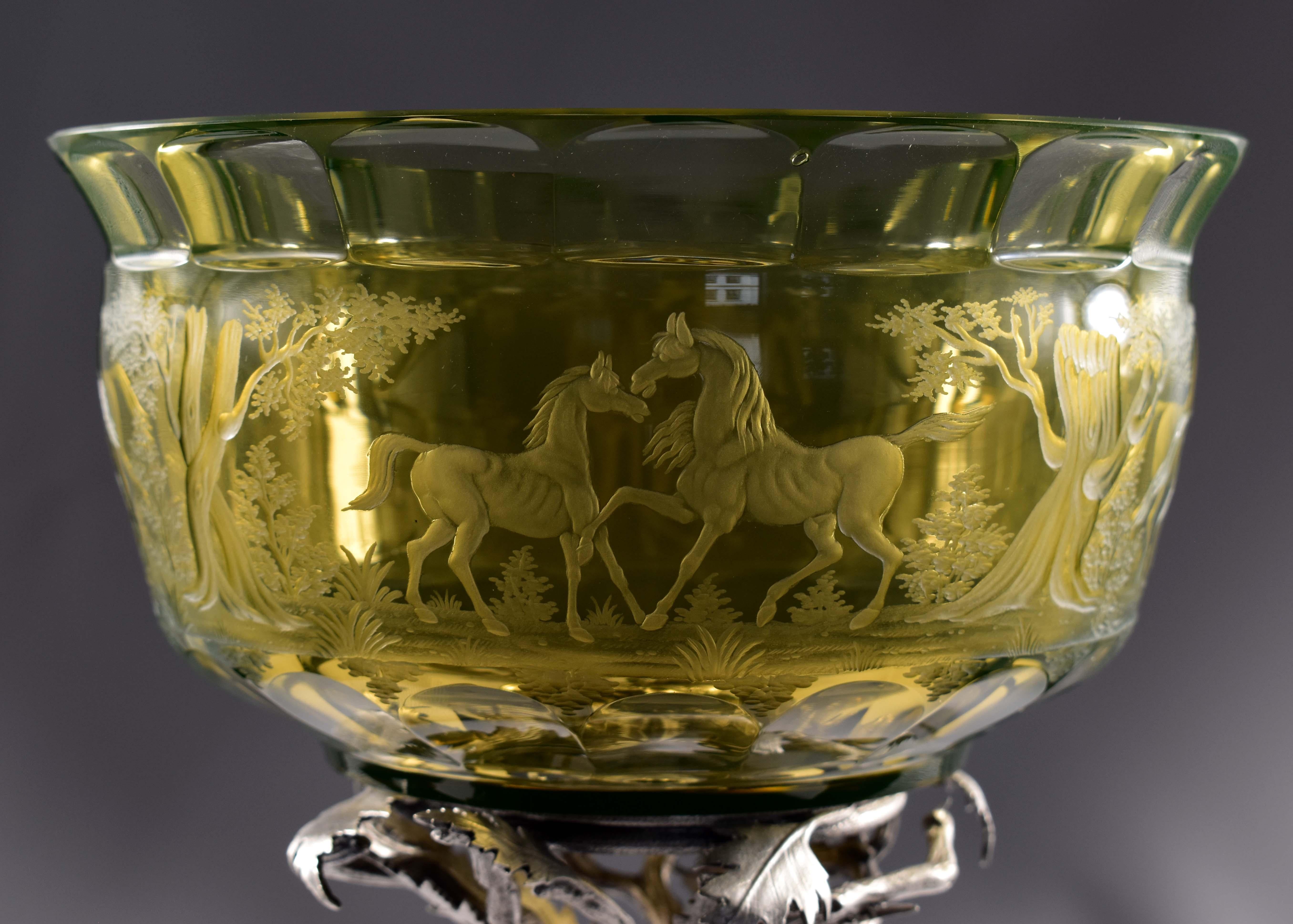 Antique Uranium Glass, Fruit Bowl, Horses, Alpaca-Silver In Good Condition For Sale In Nový Bor, CZ