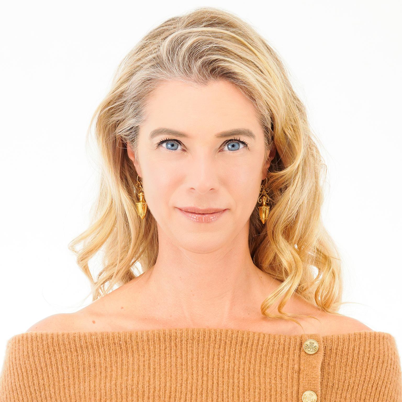 Boucles d'oreilles antiques à motif d'urne Anglais en vente 4