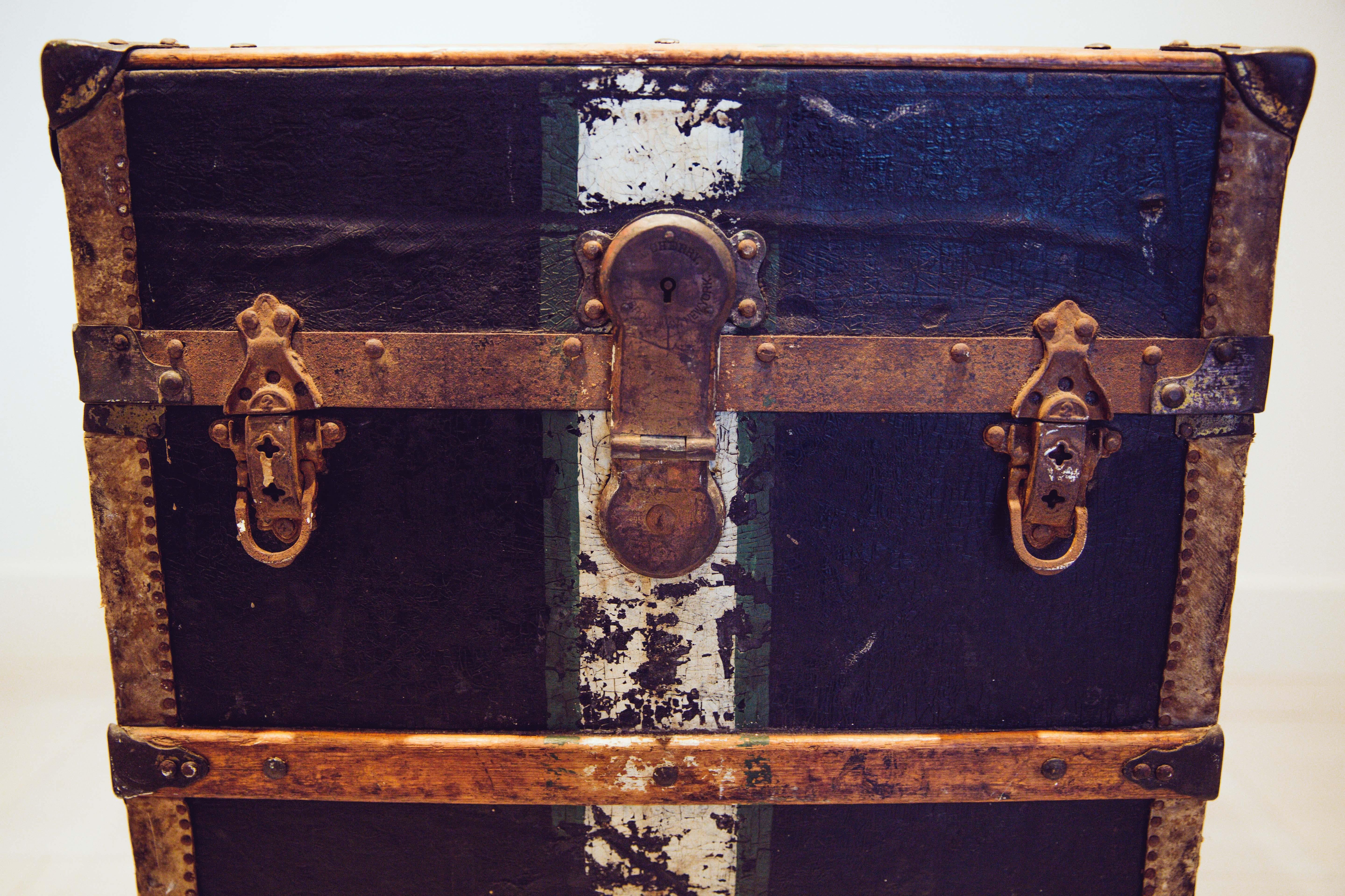 American Antique US Leather Travel Trunk Box For Sale