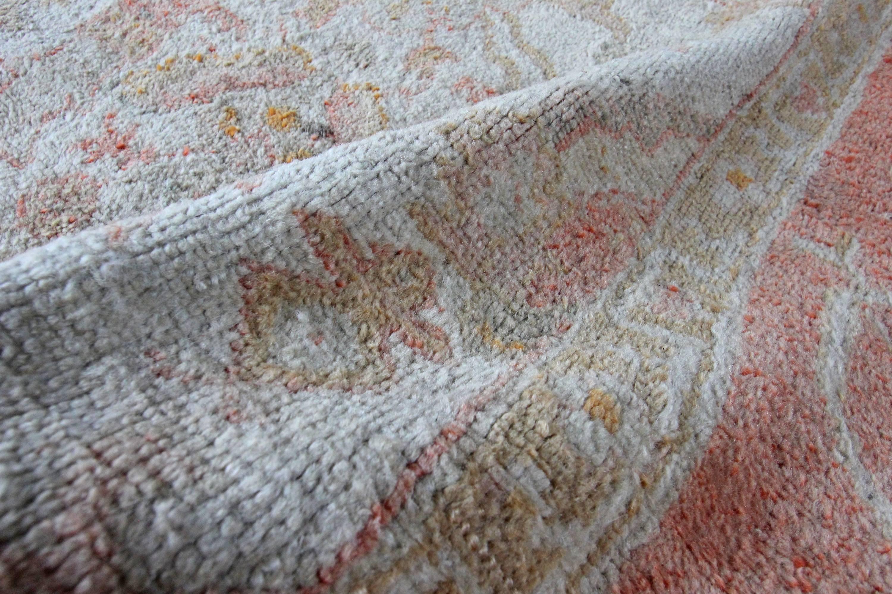 Antique Ushak Carpet, Western Anatolia For Sale 1