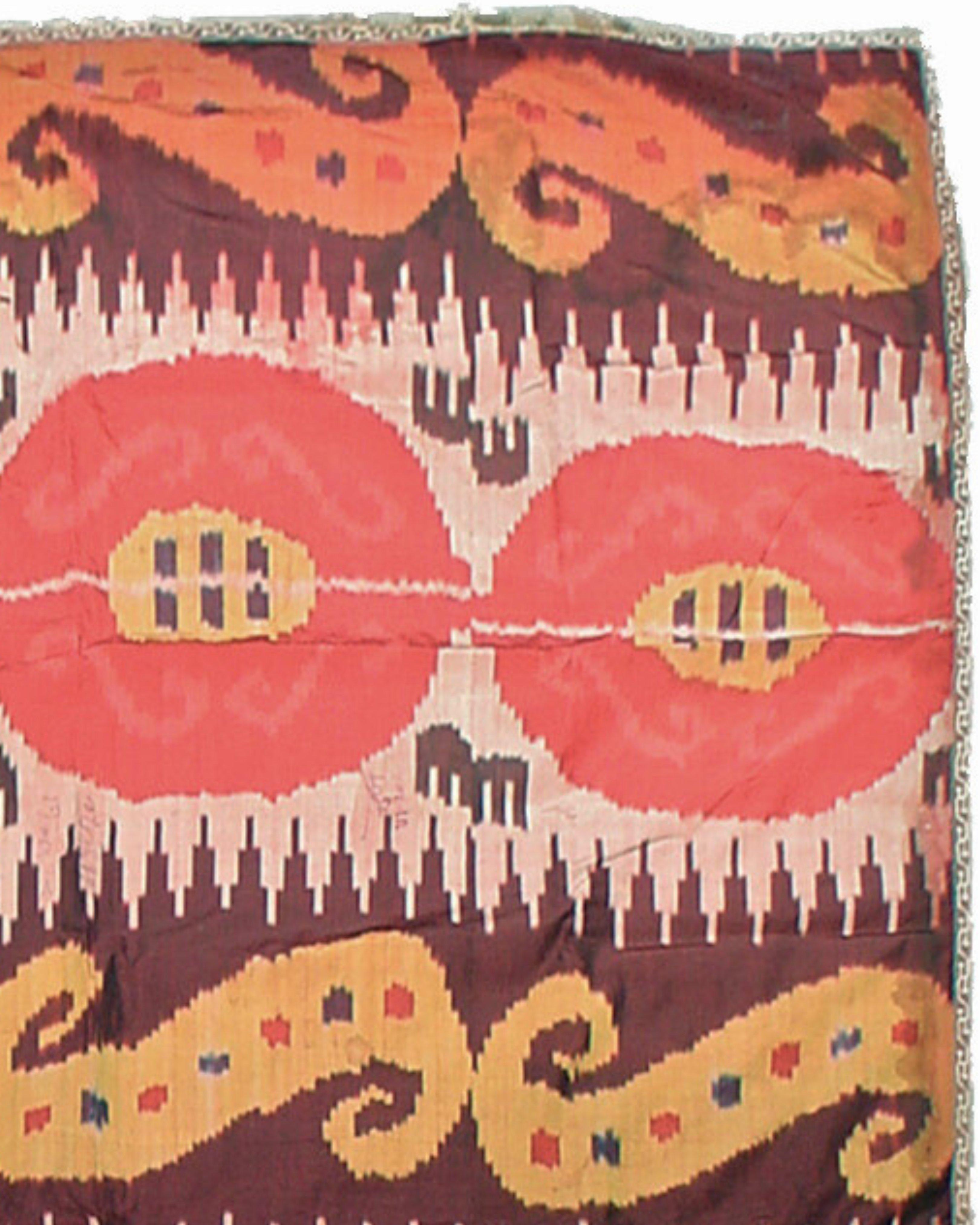 Textile de couverture Ikat ancien, fin du 19e siècle

Informations supplémentaires :
Dimensions : 4'10