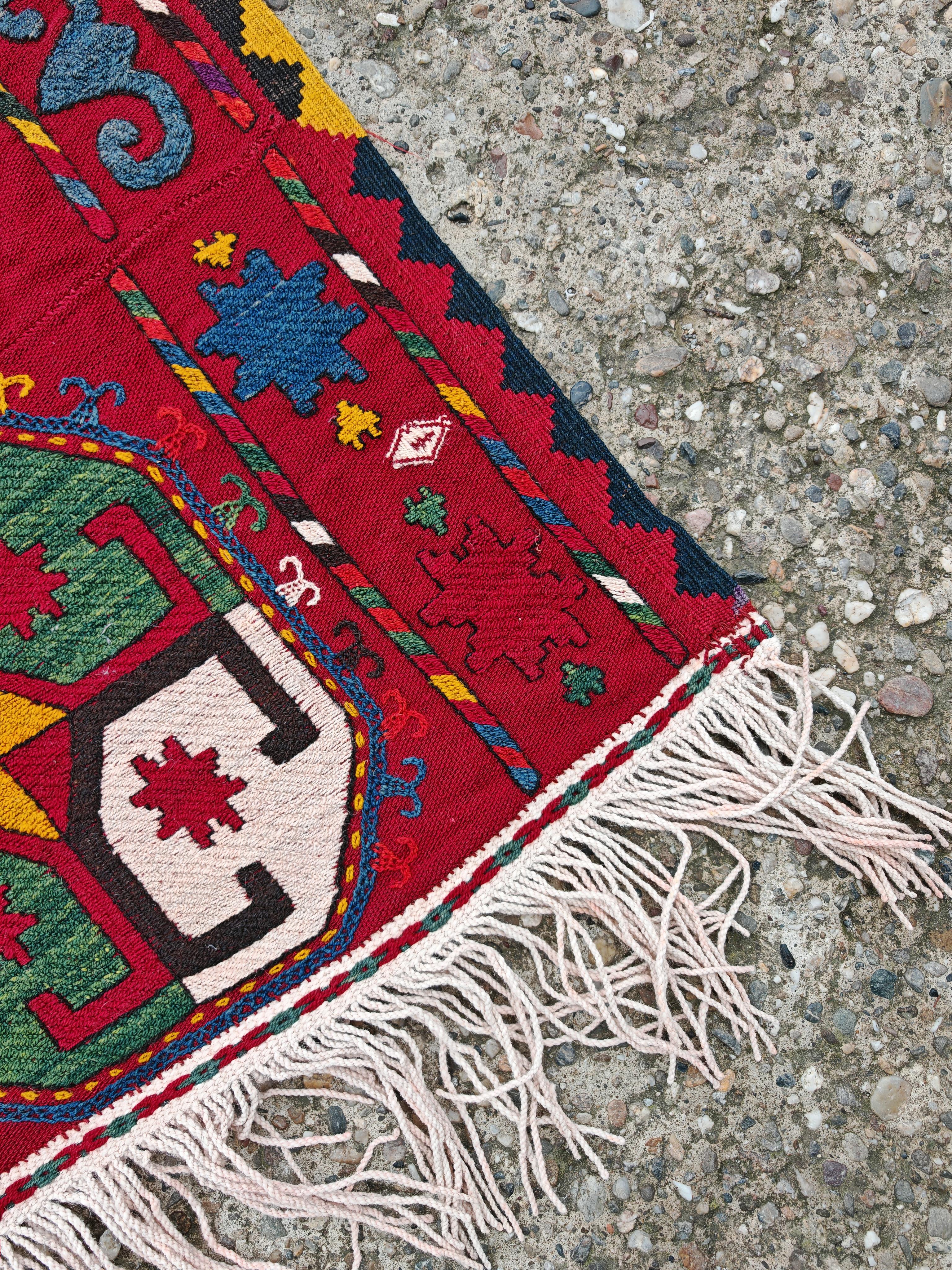 Début du 20ème siècle Tapis ancien ouzbek tissé à plat selon une technique mixte, début du 20e siècle en vente