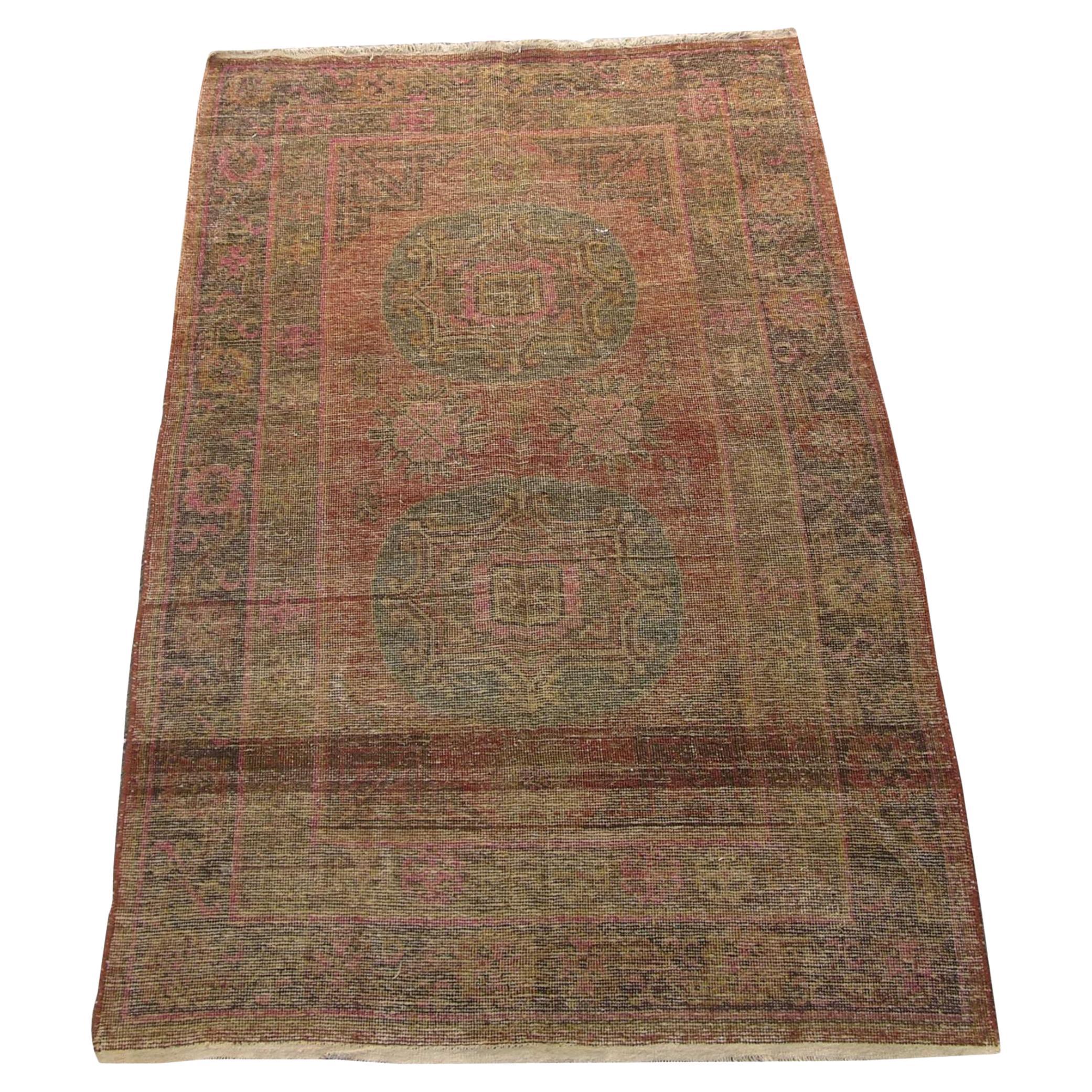 Ancien tapis tribal ouzbek Samarkand 7'7'' X 4'3'' en vente