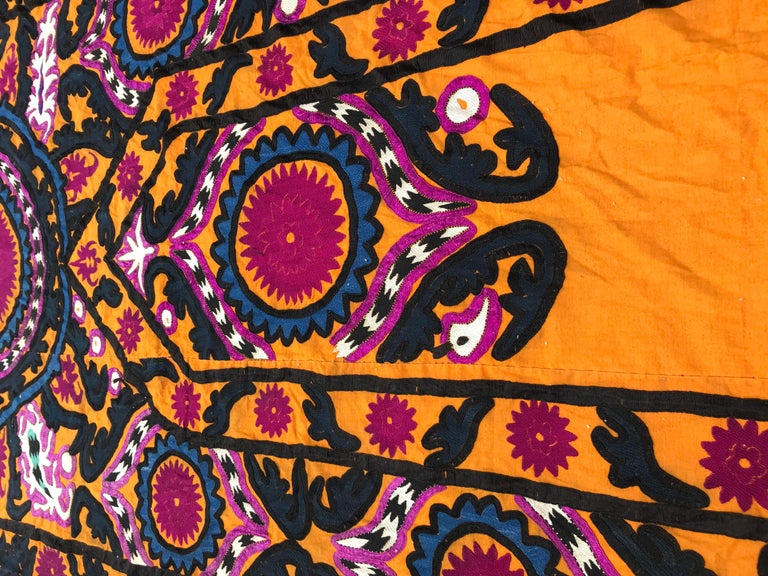 20th Century Antique Uzbek Suzani Embroidery For Sale