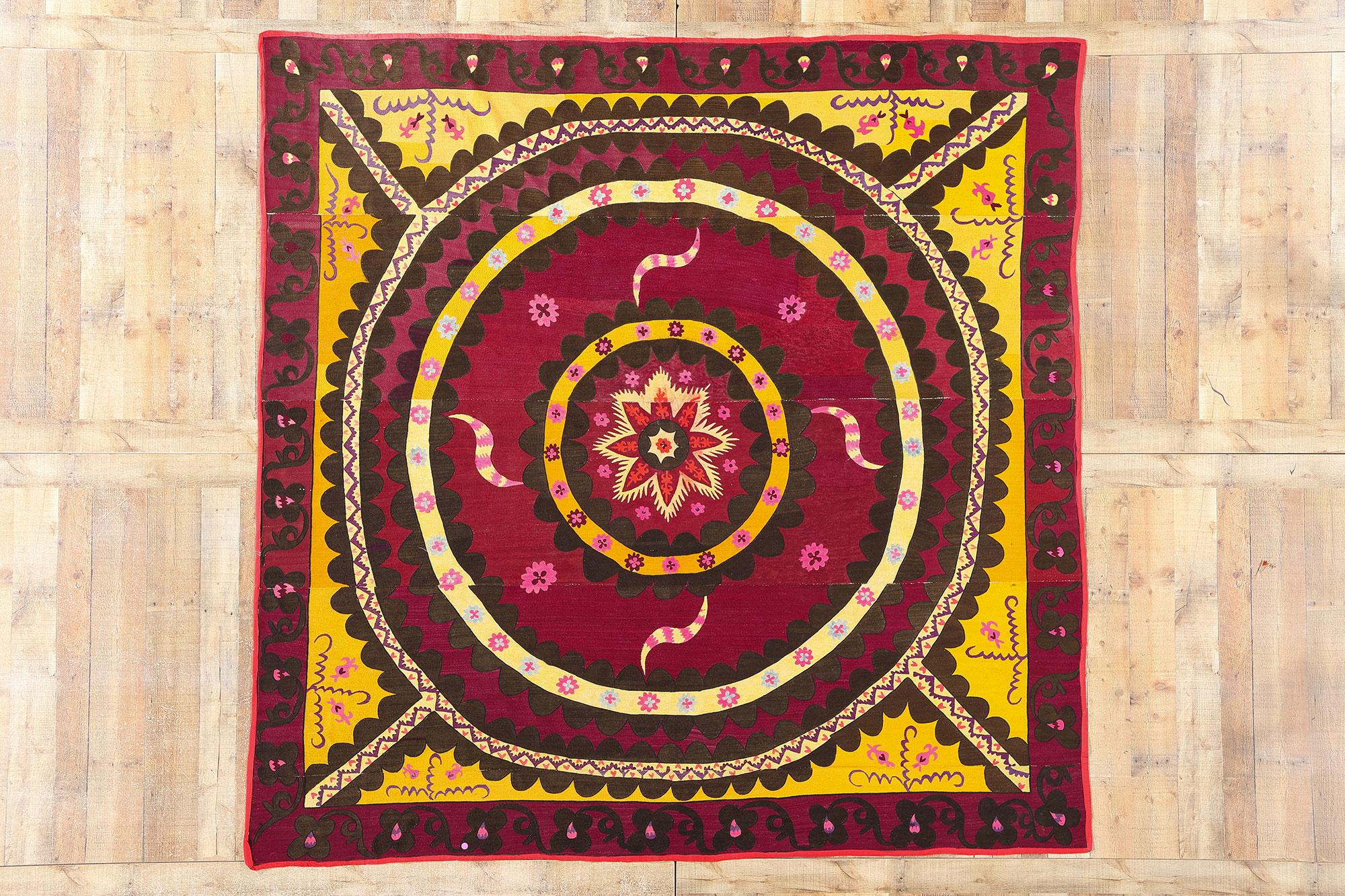 Antiguo Tapiz de Pared Suzani Uzbeko Luna Cielo Ai Palak en venta 3
