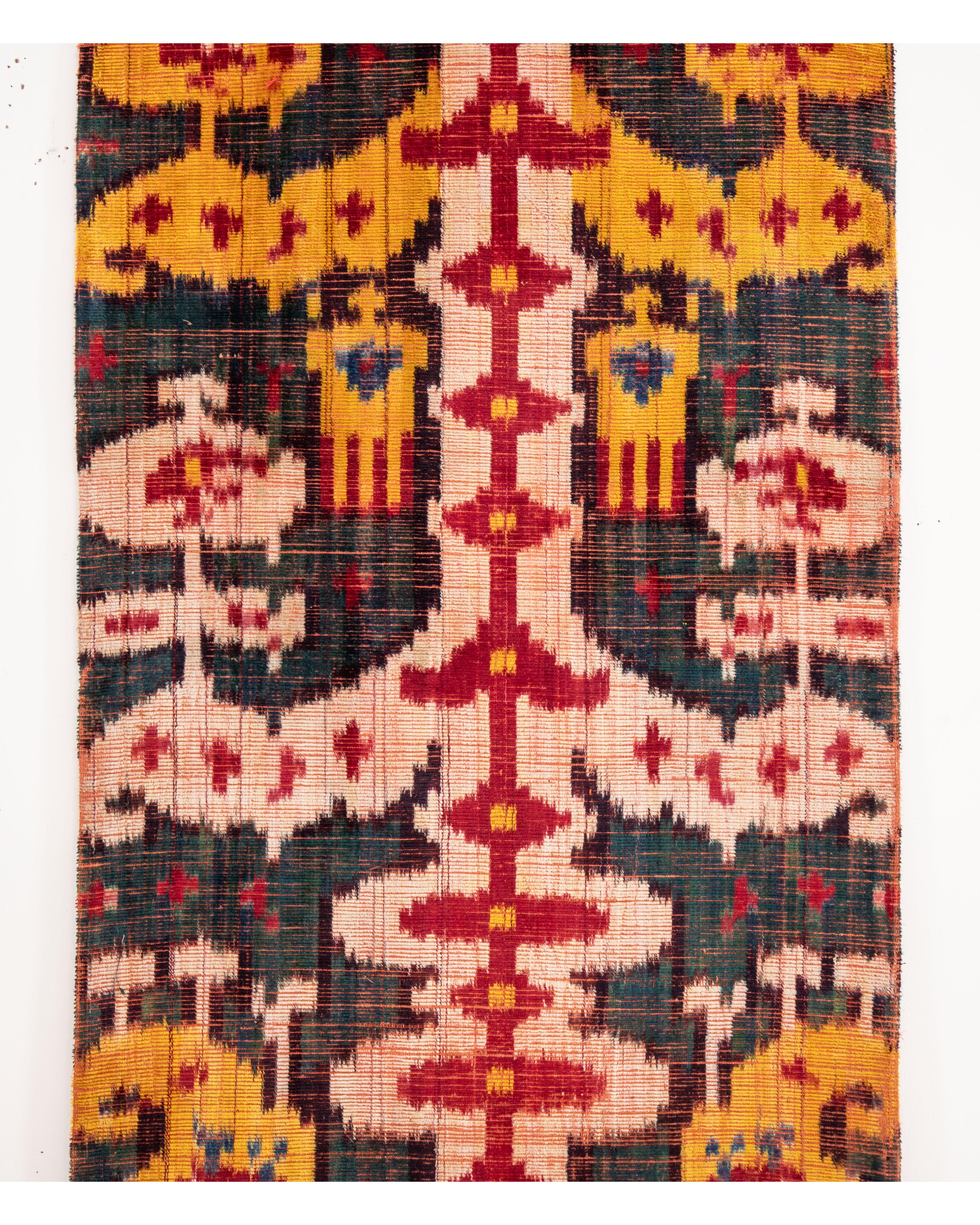 Antikes usbekisches Samt-Ikat-Fragment, Ende 19. C. (Usbekisch) im Angebot