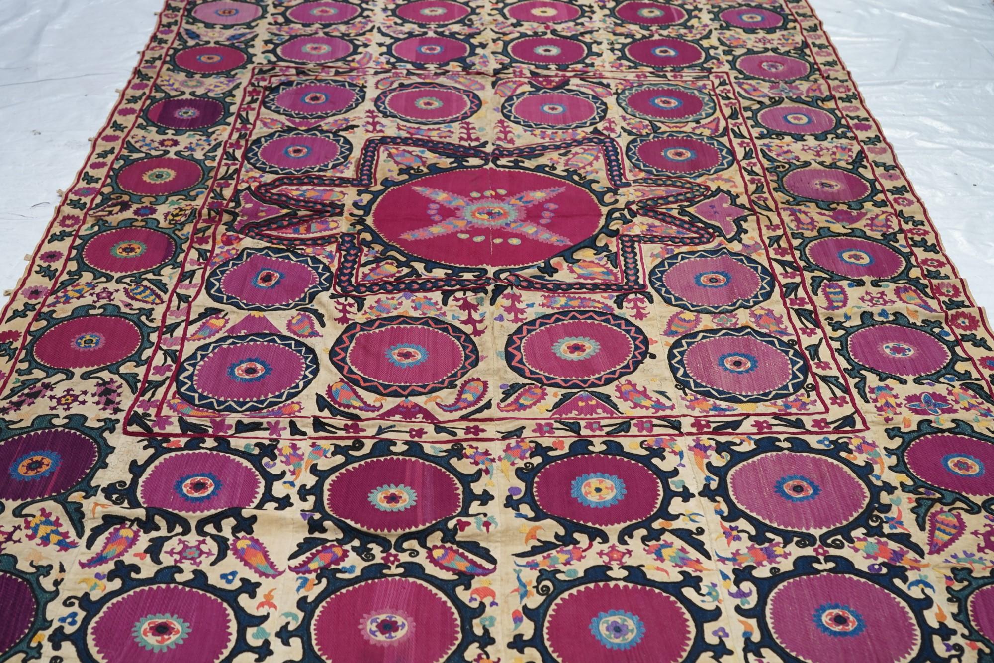 Wool Antique Uzbekistan Suzani Textile Rug For Sale