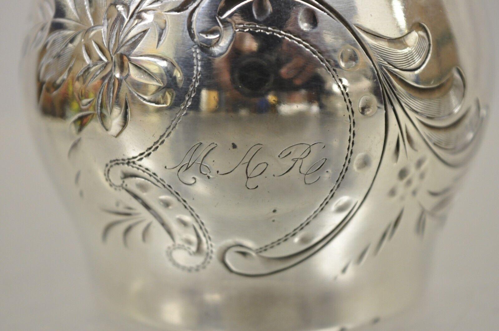 20ième siècle Service à thé victorien Van Bergh en métal argenté ancien - Ensemble de 3 pièces en vente