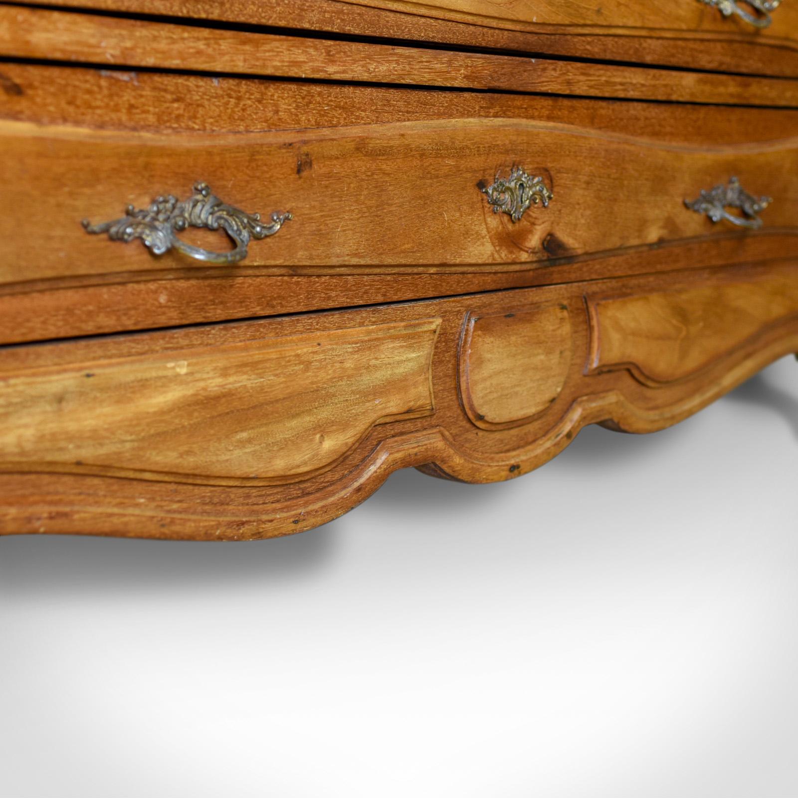 Ancienne commode:: française:: dessus marbre:: dos miroir:: acajou 2