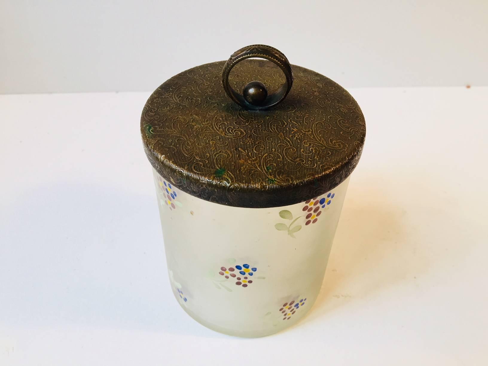 Antique Vanity Glass and Brass Lidded Jar with Flowers from Holmegaard, 1890s In Excellent Condition In Esbjerg, DK