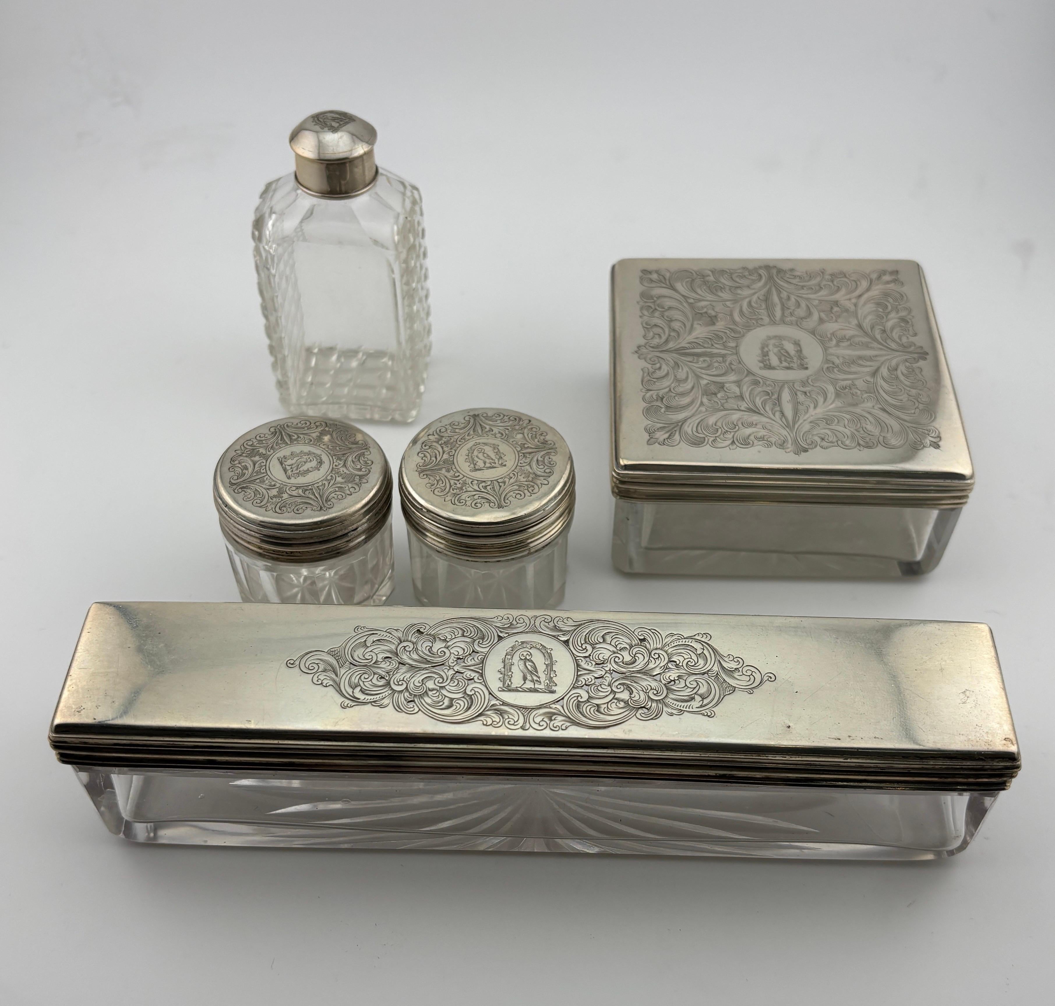 Antiquité Vanity Shaving Dresser Box/ Travel Set Of 14 Pieces With Original Box en vente 13