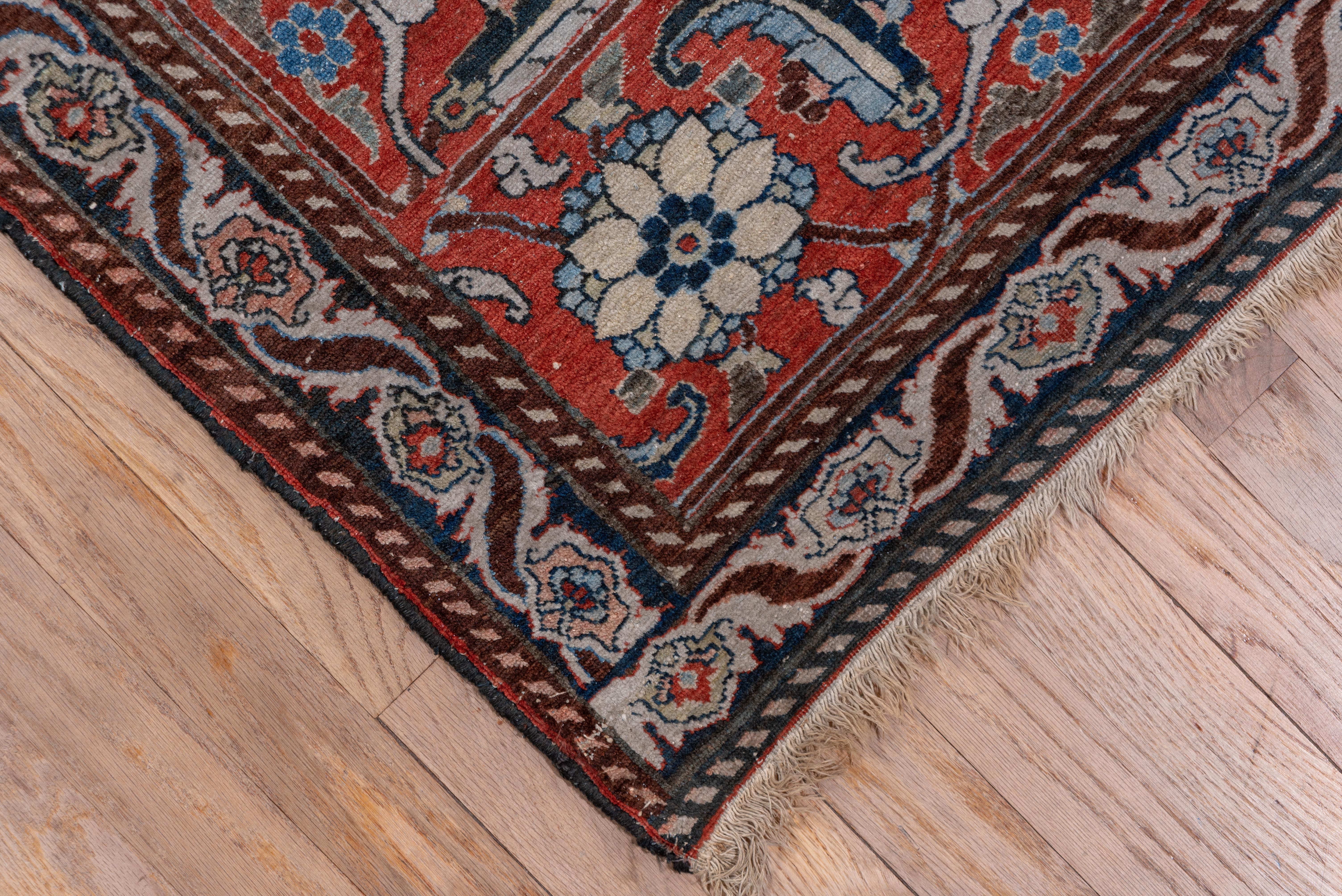 Perse Tapis Varamin ancien en vente