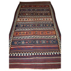 Kilim Varamin ancien aux couleurs naturelles excellentes
