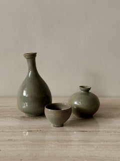 Vase, coupe et jarre antiques, Corée, Dynastie Joseon (1392-1910)