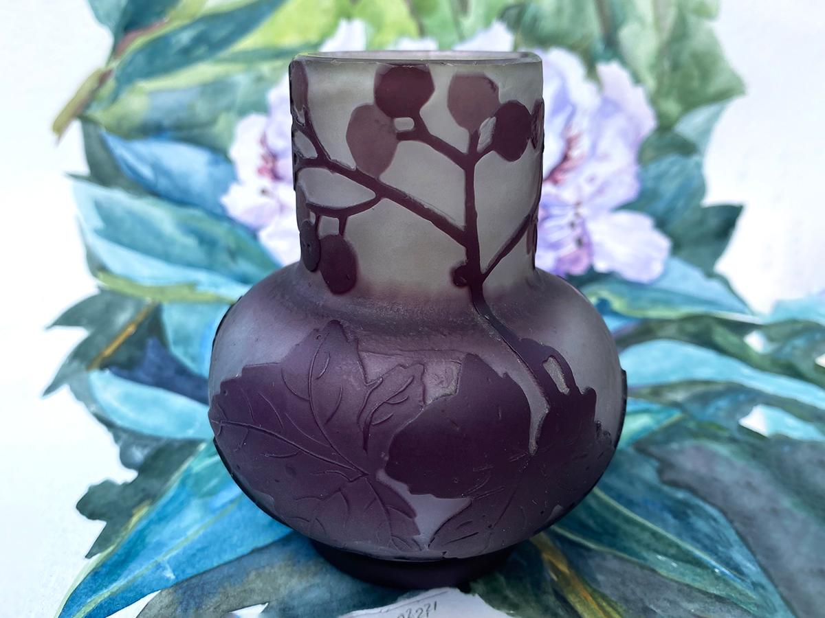 Antique Vase Emile Galle Floral Theme Leaf Ornament Imperial Purple Cameo Glass For Sale 1