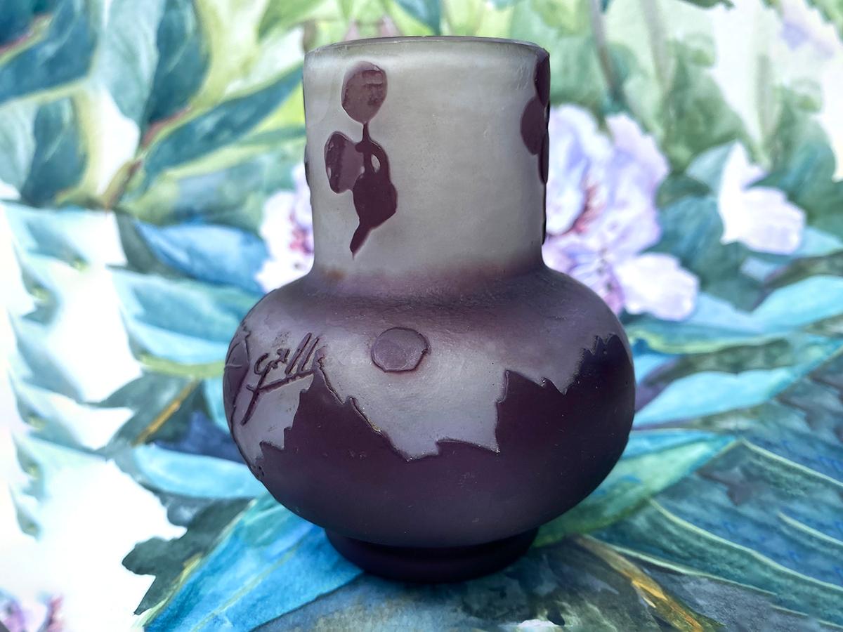 Antique Vase Emile Galle Floral Theme Leaf Ornament Imperial Purple Cameo Glass For Sale 2