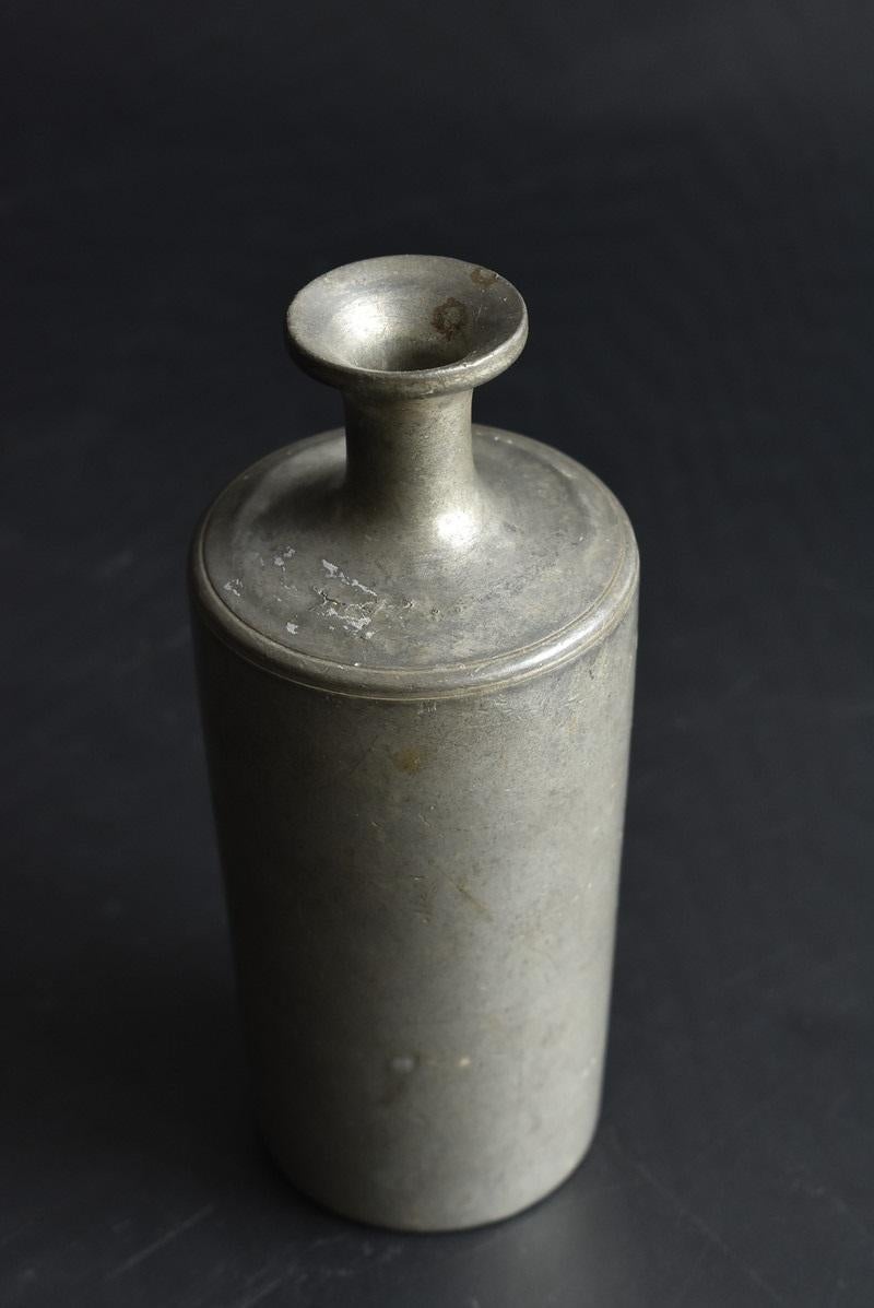 Antique Tin Vase Made in Japan / Flower Case / 1868-1912/Meiji Era For Sale 1