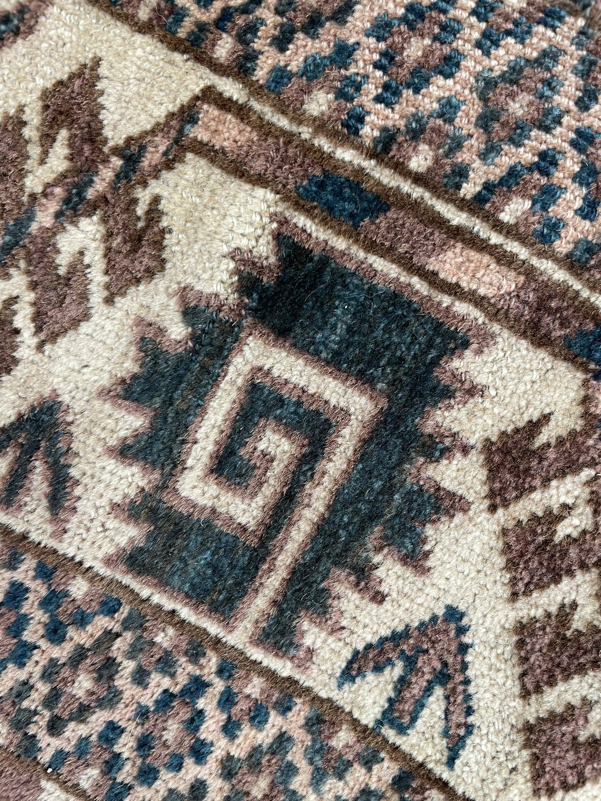 Antique Velvet-Like Tekke Rug, circa 1920-30's In Good Condition For Sale In Milwaukee, WI