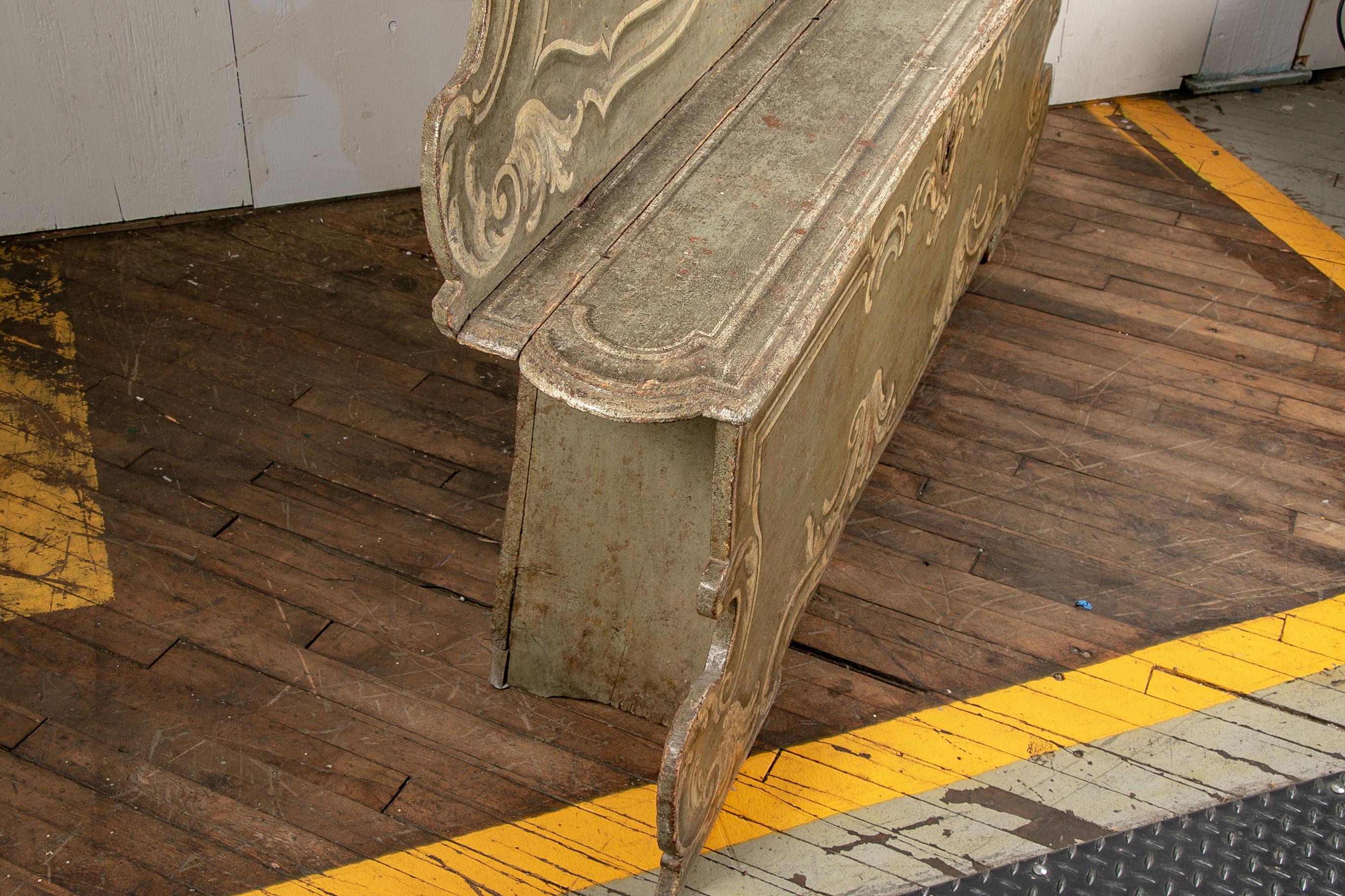 Rococo Antique Venetian Baroque Carved and Painted Bench For Sale