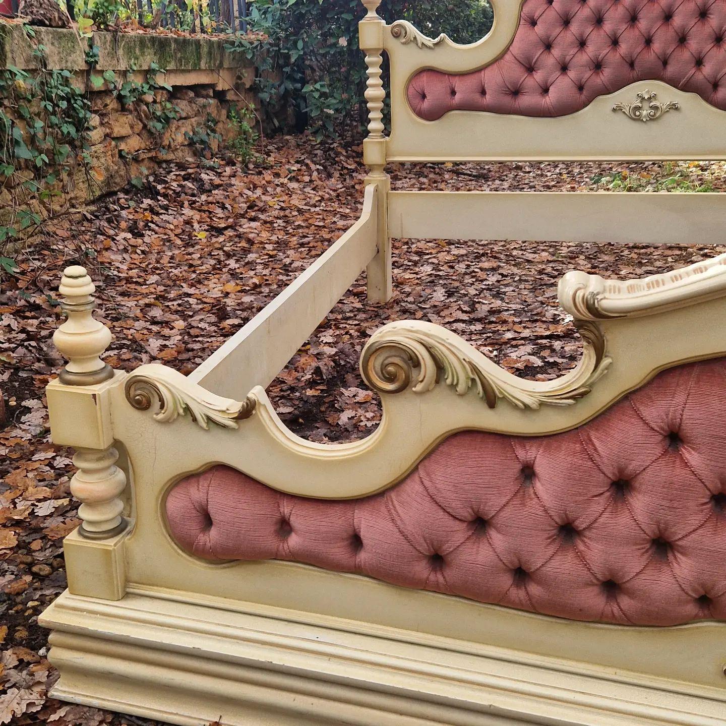 Antique Bed Italian Super King Size Bed Unique Carved Lacquered For Sale at 1stDibs