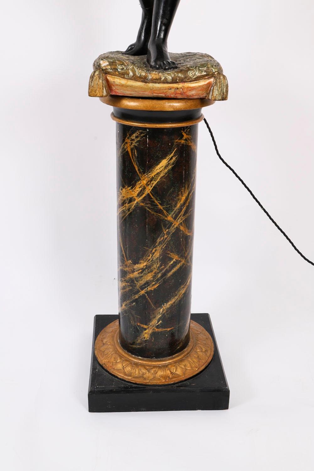 Antigua Antorcha Figural Veneciana de Madera Tallada Siglo XIX en venta 4