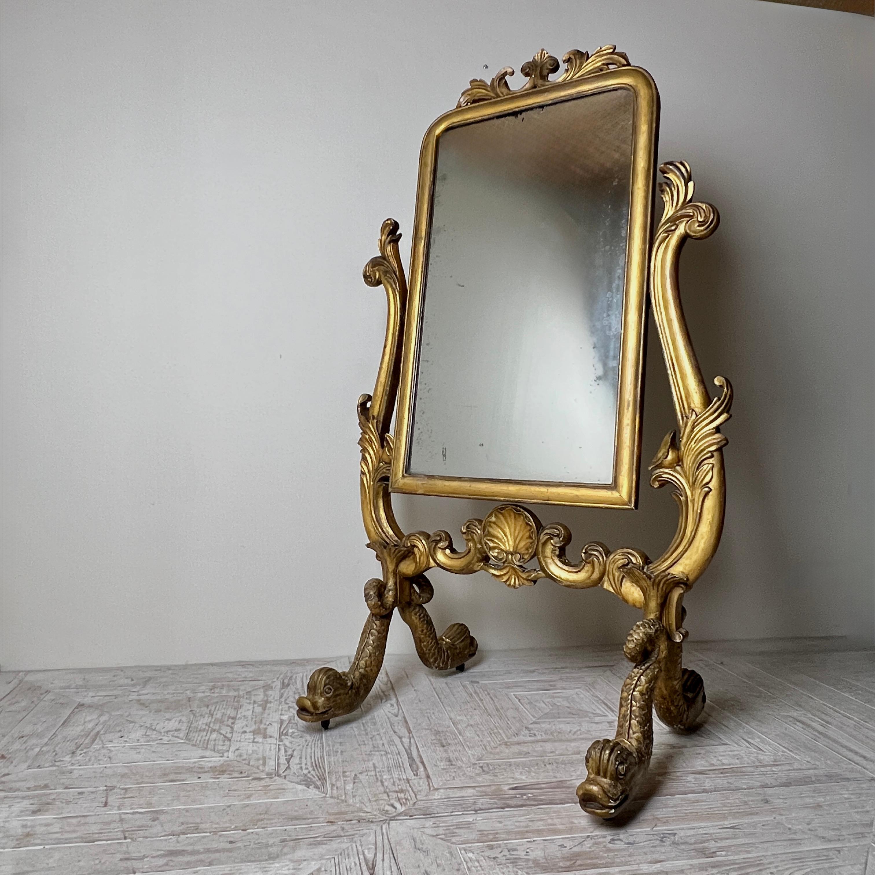 Néo-rococo Antique Cheval Mirror vénitien avec cadre en bois doré sculpté en vente