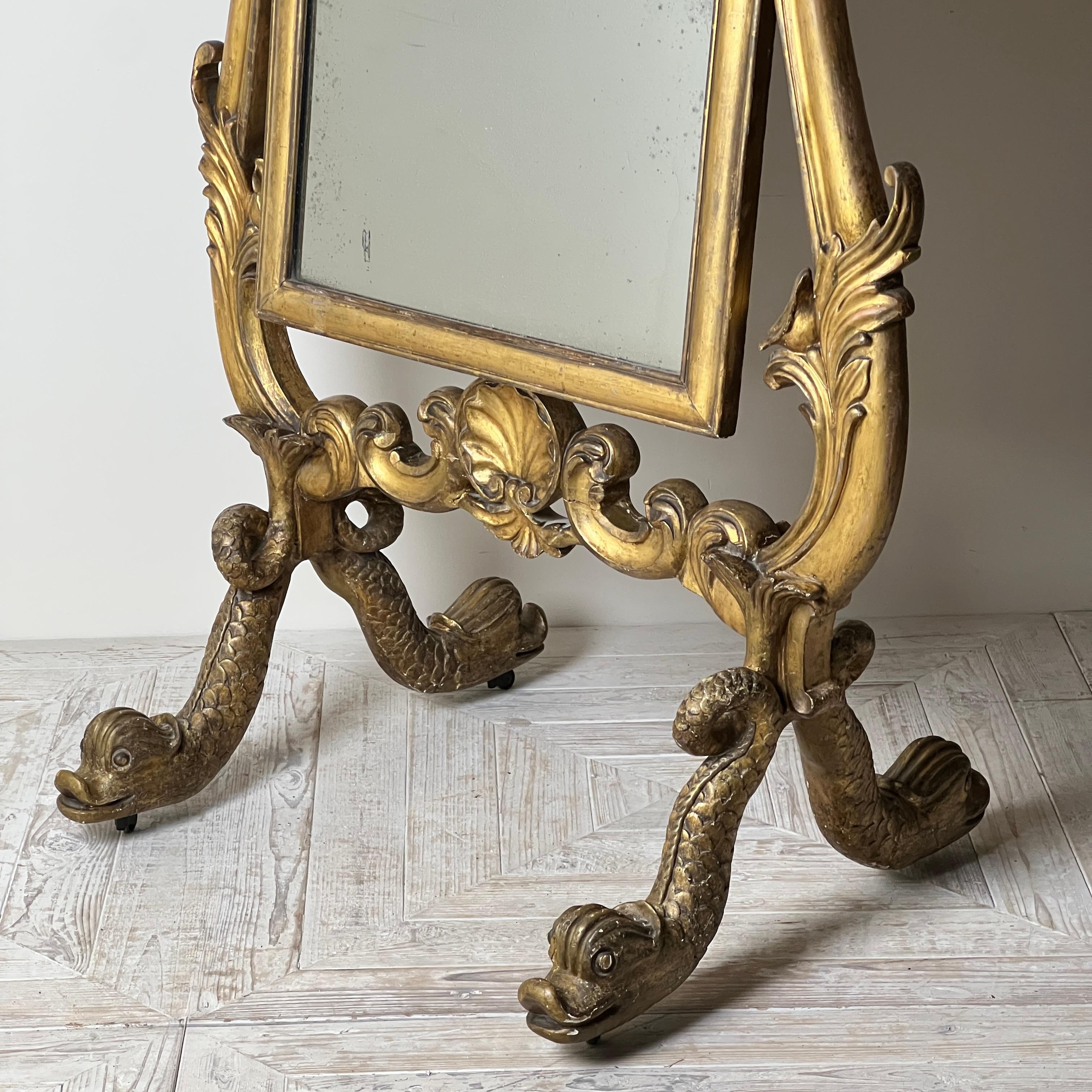 italien Antique Cheval Mirror vénitien avec cadre en bois doré sculpté en vente