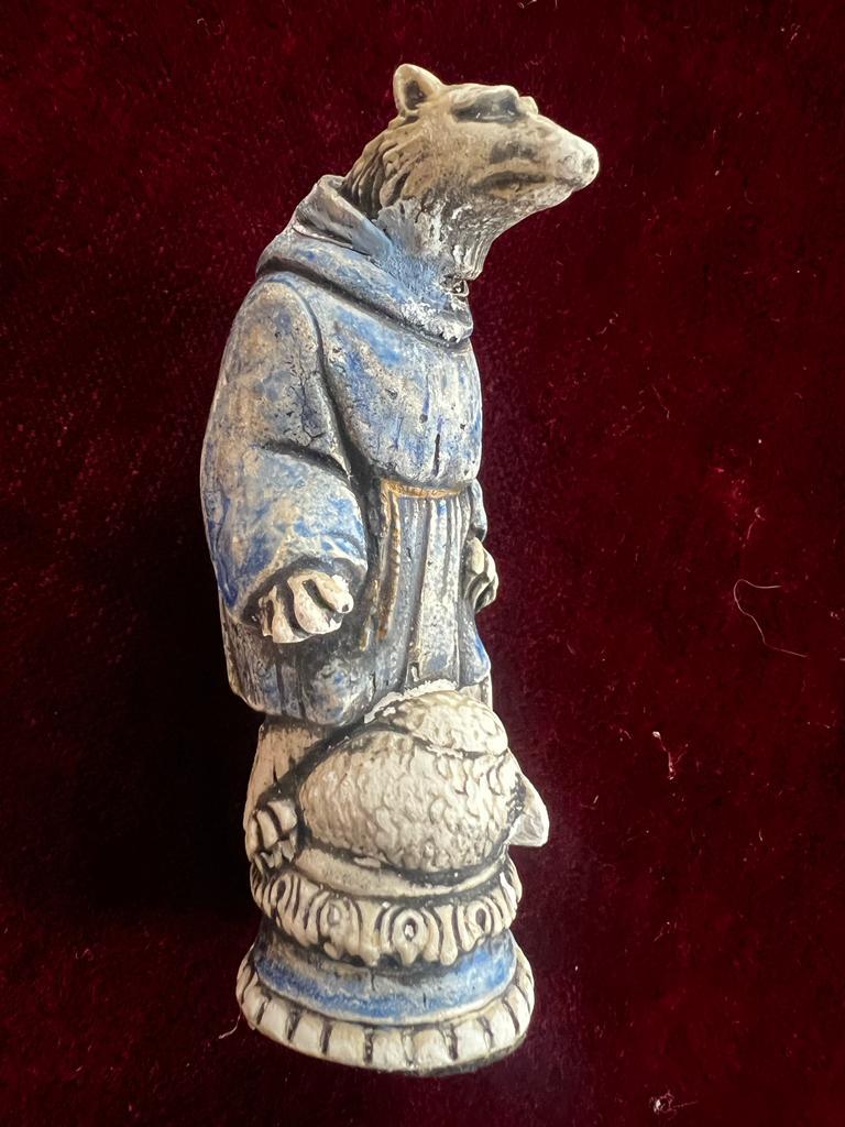 Antique Venetian Early 20th Century Ceramic Reynard the Fox Chess Set For Sale 6