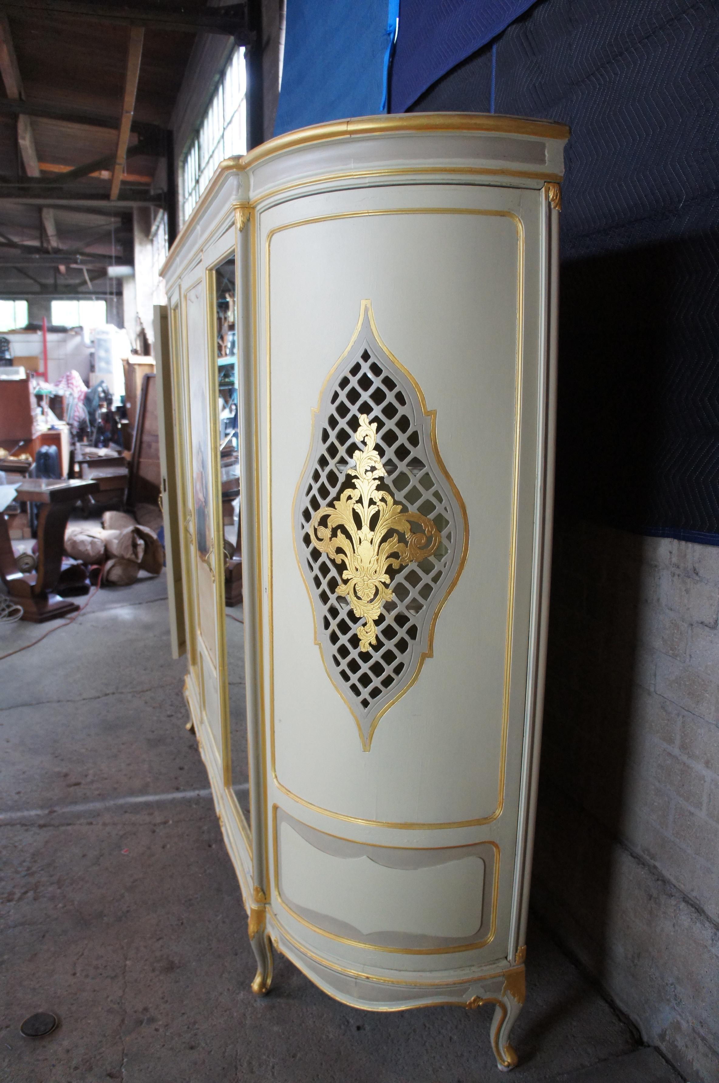 Antique Venetian French Provincial Knockdown Armoire Wardrobe Closet In Good Condition In Dayton, OH