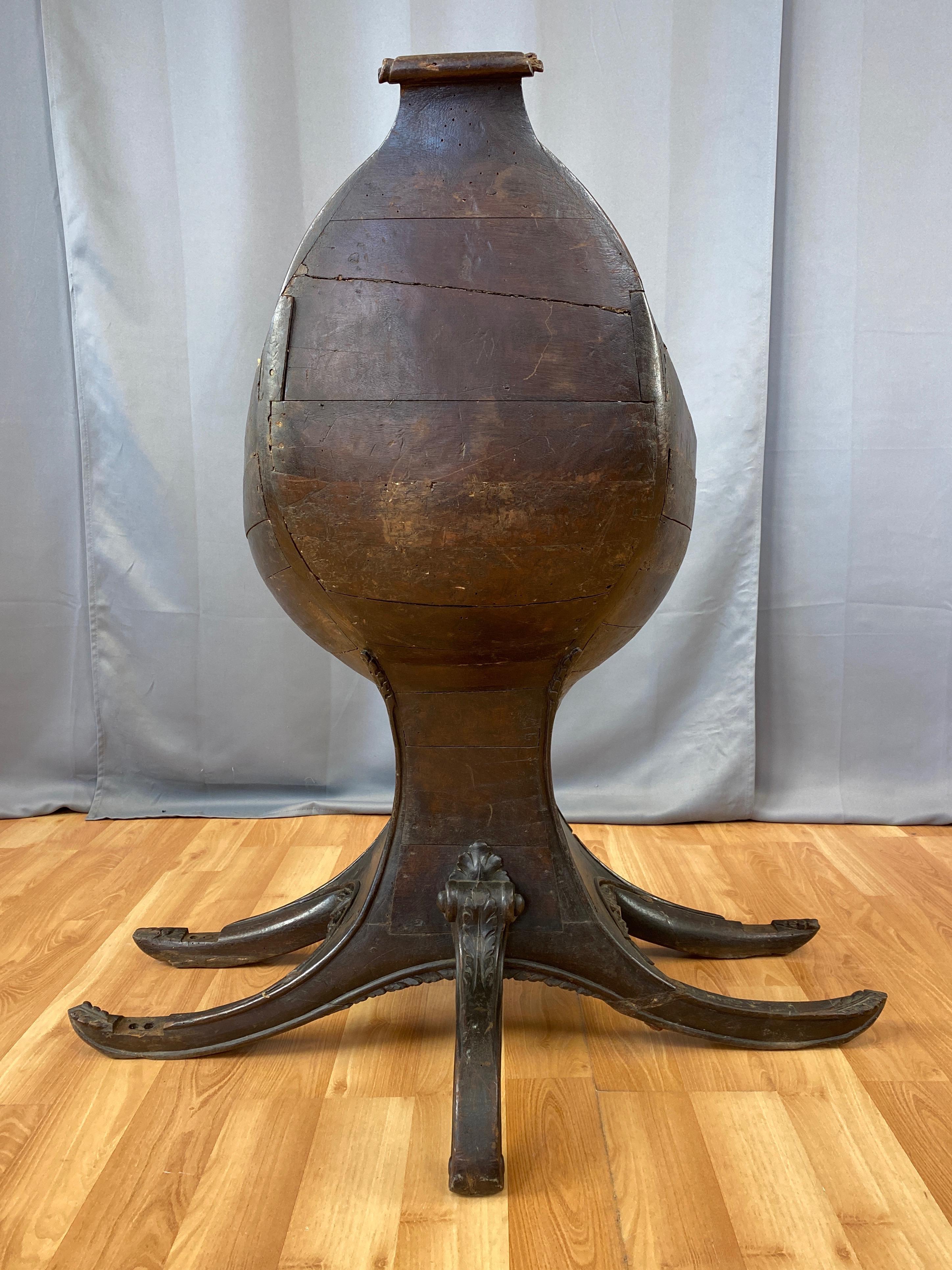 Antique Venetian Gondola Chair, 18th C. In Good Condition In San Francisco, CA