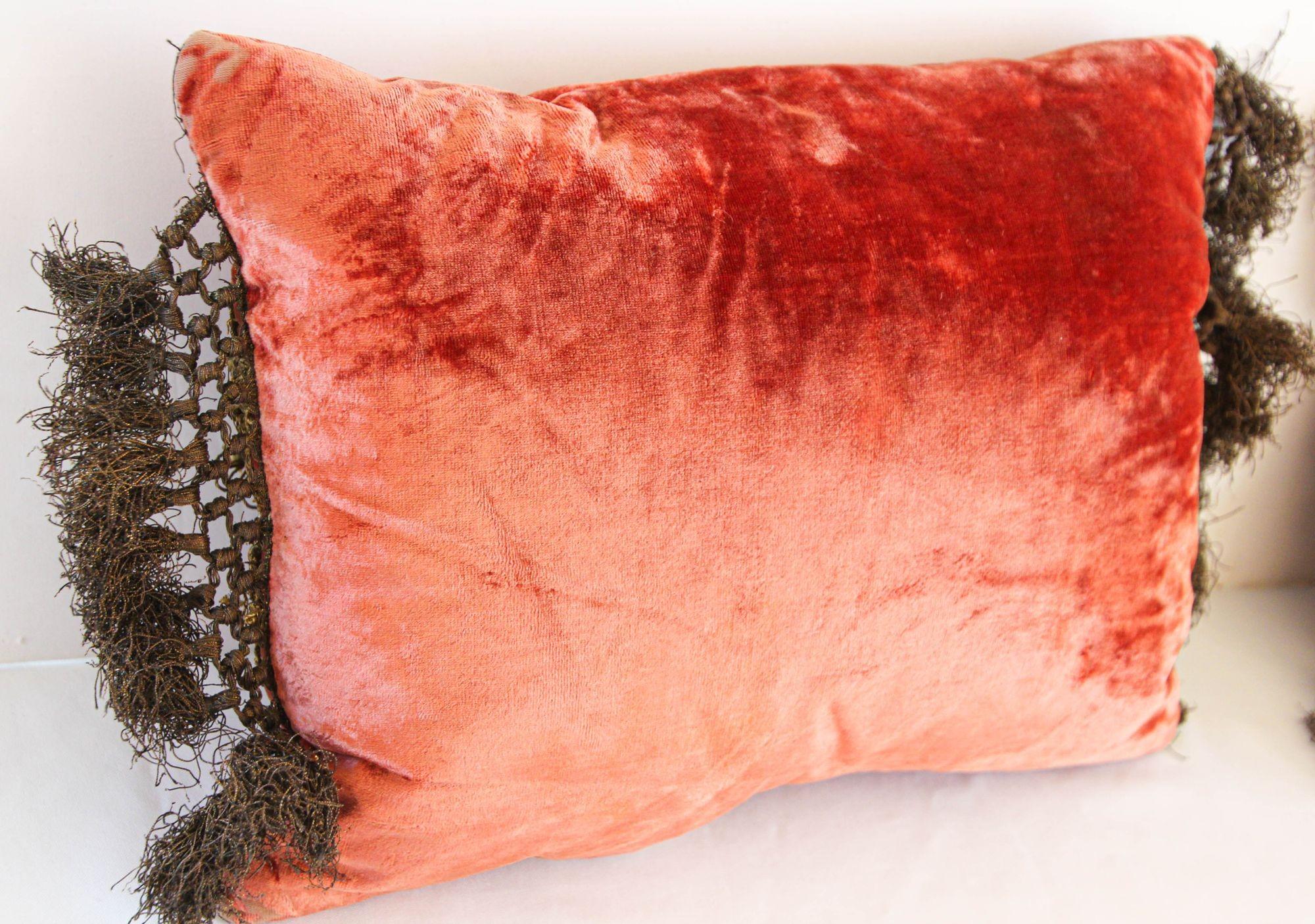 gold velvet throw pillows