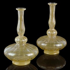 Vases en verre d'art vénitien de Murano:: plissés et mouchetés d'or:: pour bouteille de génie