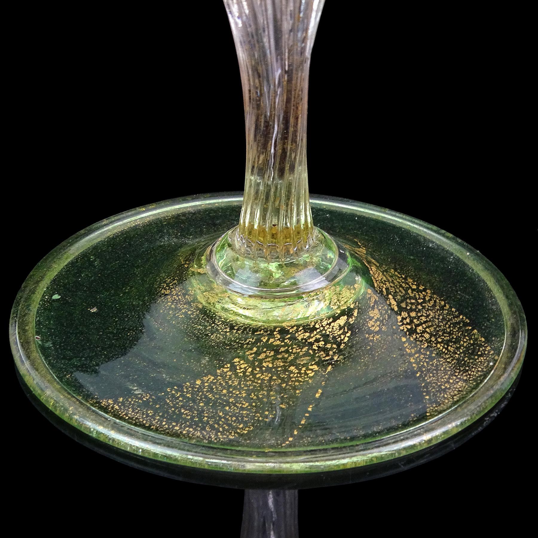 Antique Venetian Murano Green Gold Leaf Italian Art Glass Shell Goblet Holder 2
