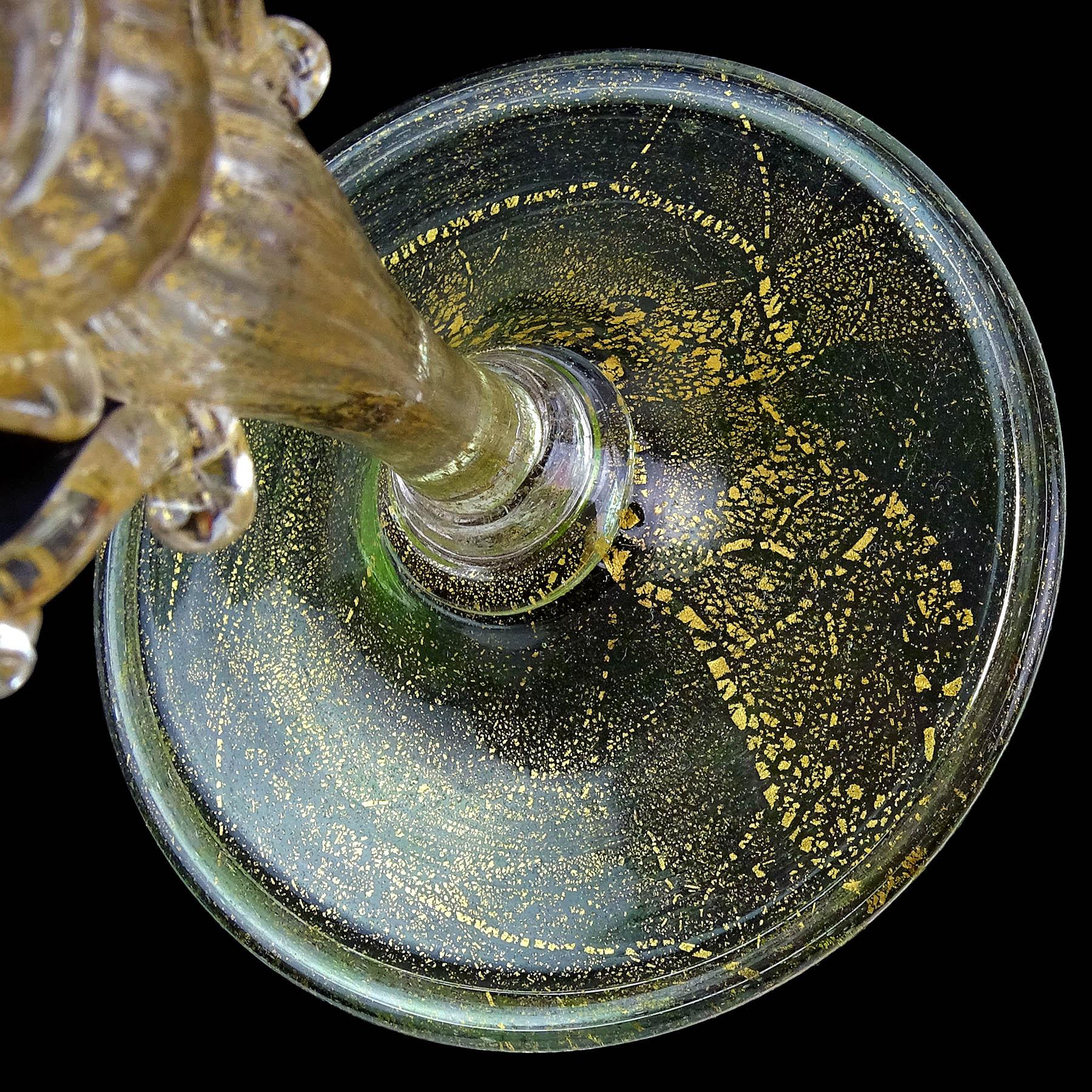 Antique Venetian Murano Green Gold Leaf Italian Art Glass Shell Goblet Holder In Good Condition For Sale In Kissimmee, FL