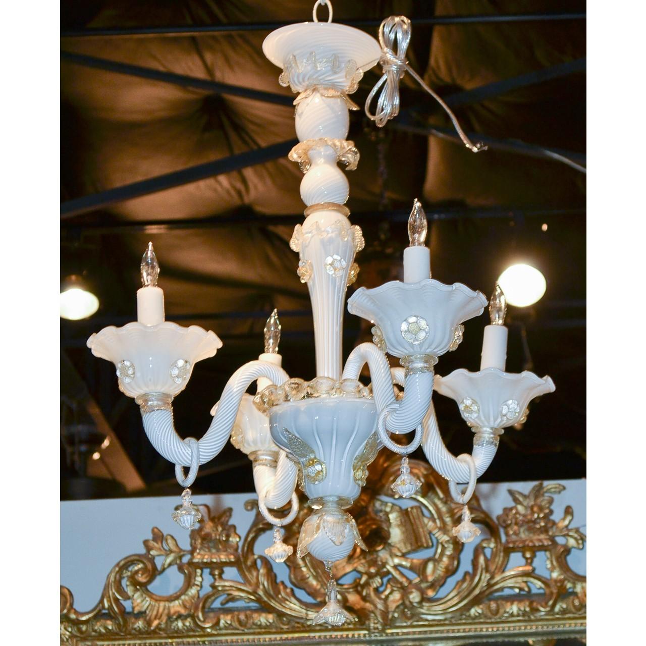 Antique Venetian Opalescent Glass Chandelier, circa 1920 In Good Condition In Dallas, TX