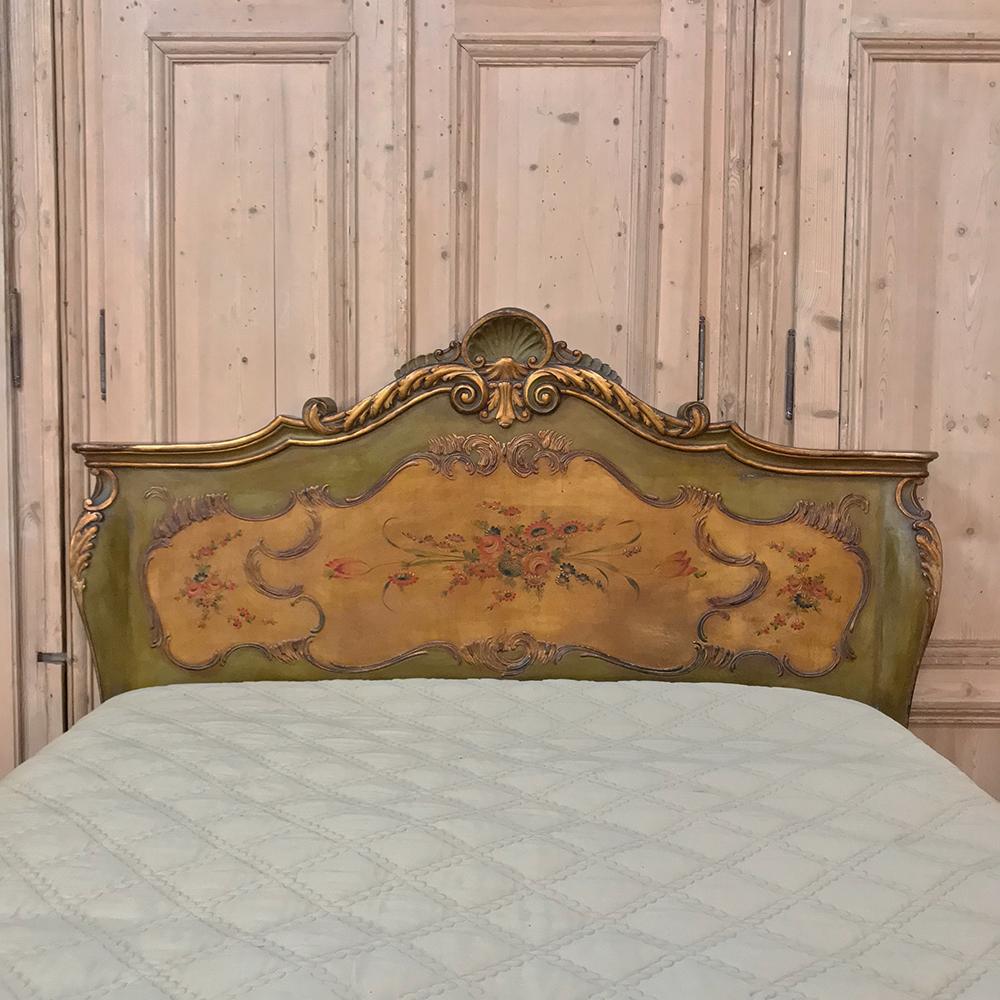 Antique Venetian Painted Baroque Five-Piece Italian Bedroom Suite 3