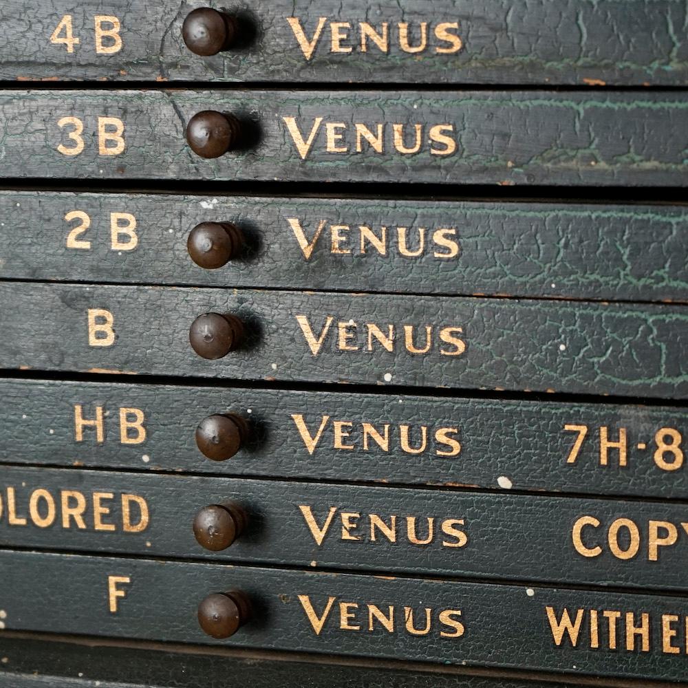 Antique Venus Advertising Pencil Box Circa 1920 5