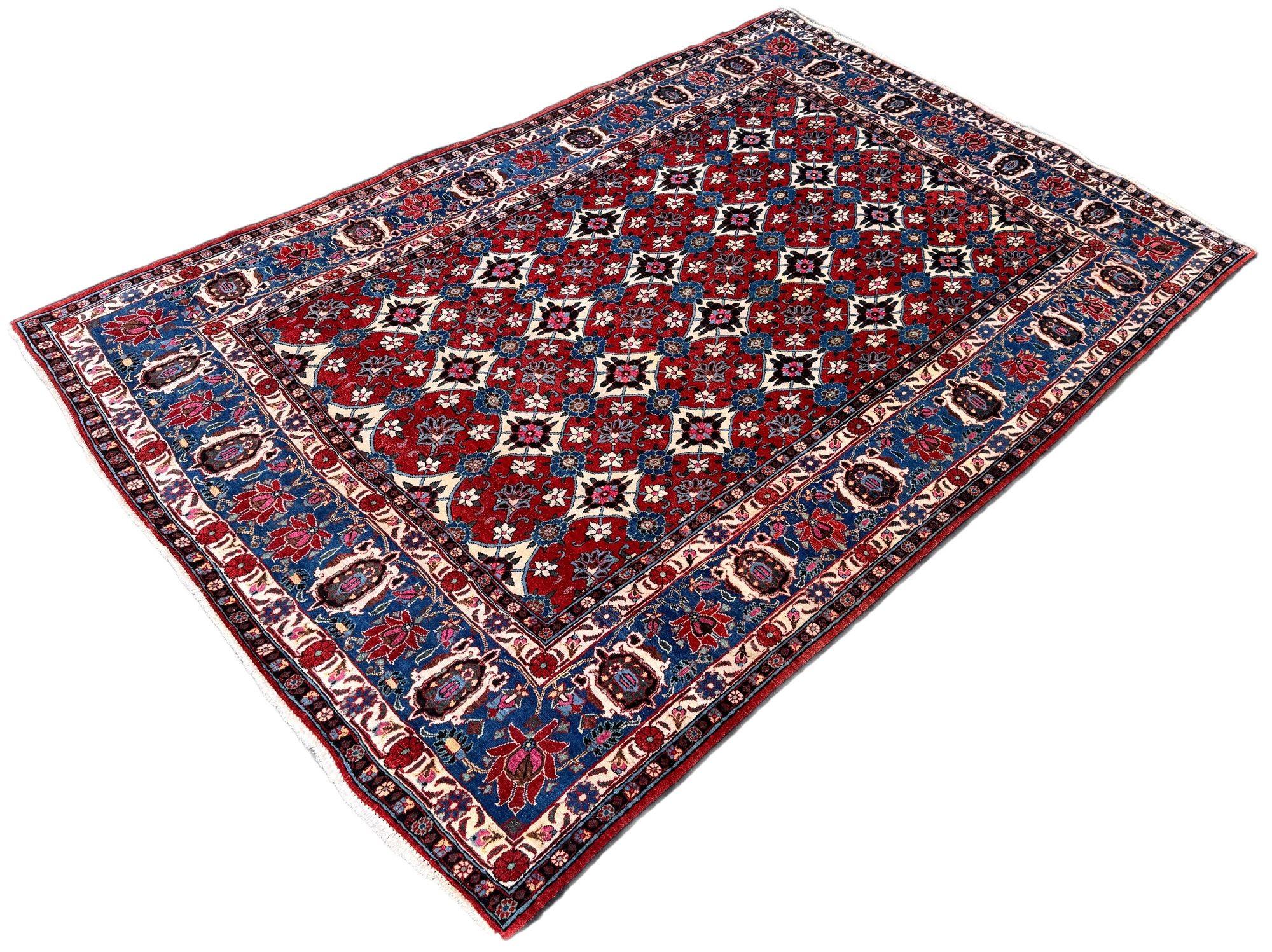 Antiker Veramin-Teppich 2,19 m x 1,44 m, antik im Zustand „Gut“ im Angebot in St. Albans, GB