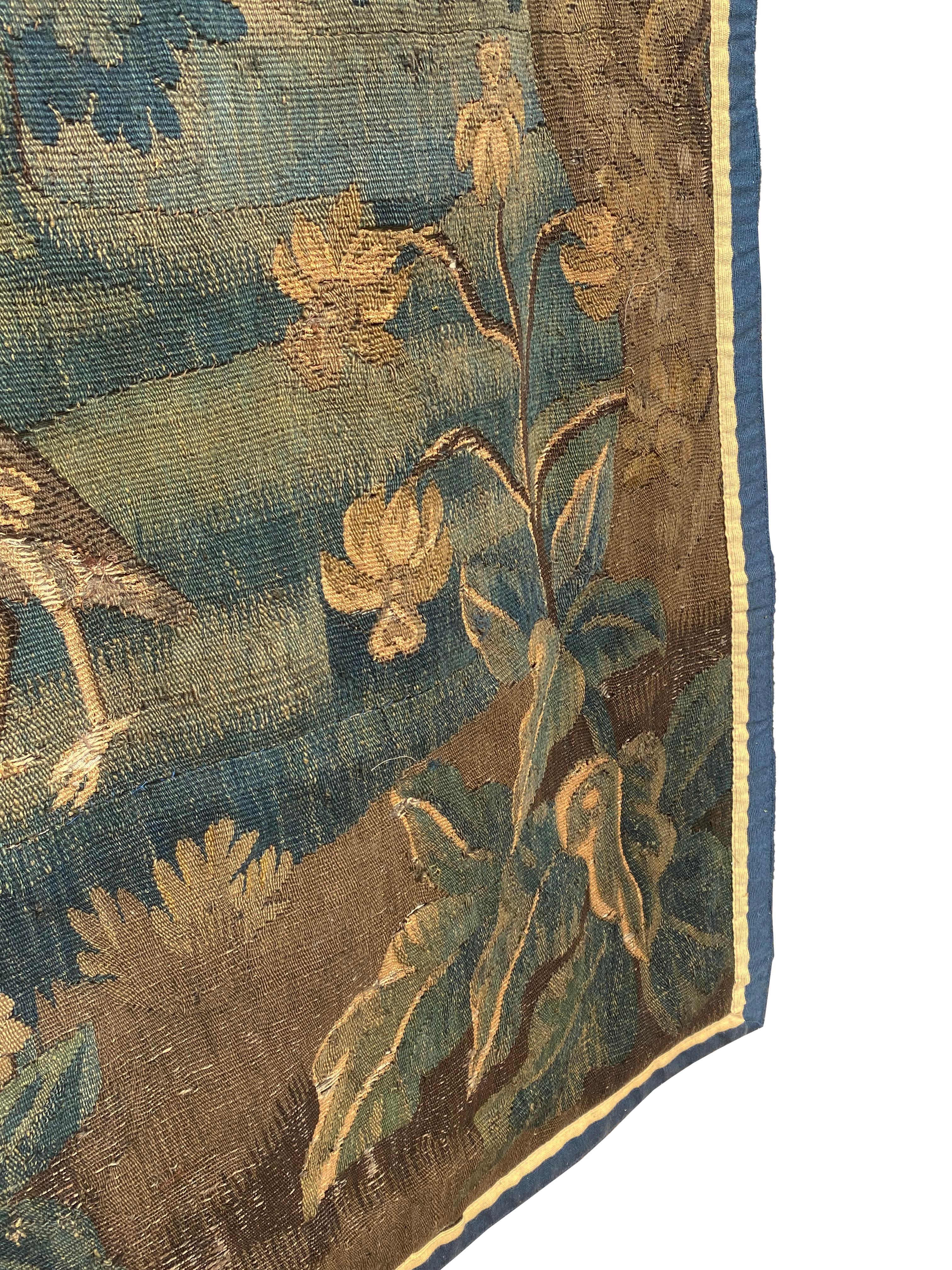 Antiker Verdure-Wandteppich im Zustand „Gut“ im Angebot in Scottsdale, AZ