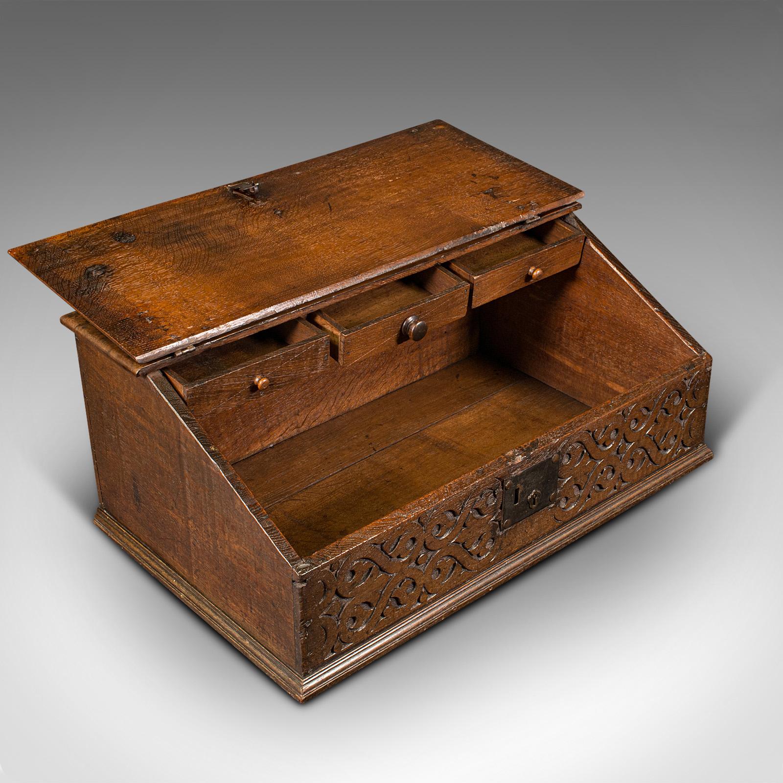 Boîte de bureau ancienne de Verger, anglaise, chêne, ecclésiastique, étui à livres de la Bible, William III en vente 2