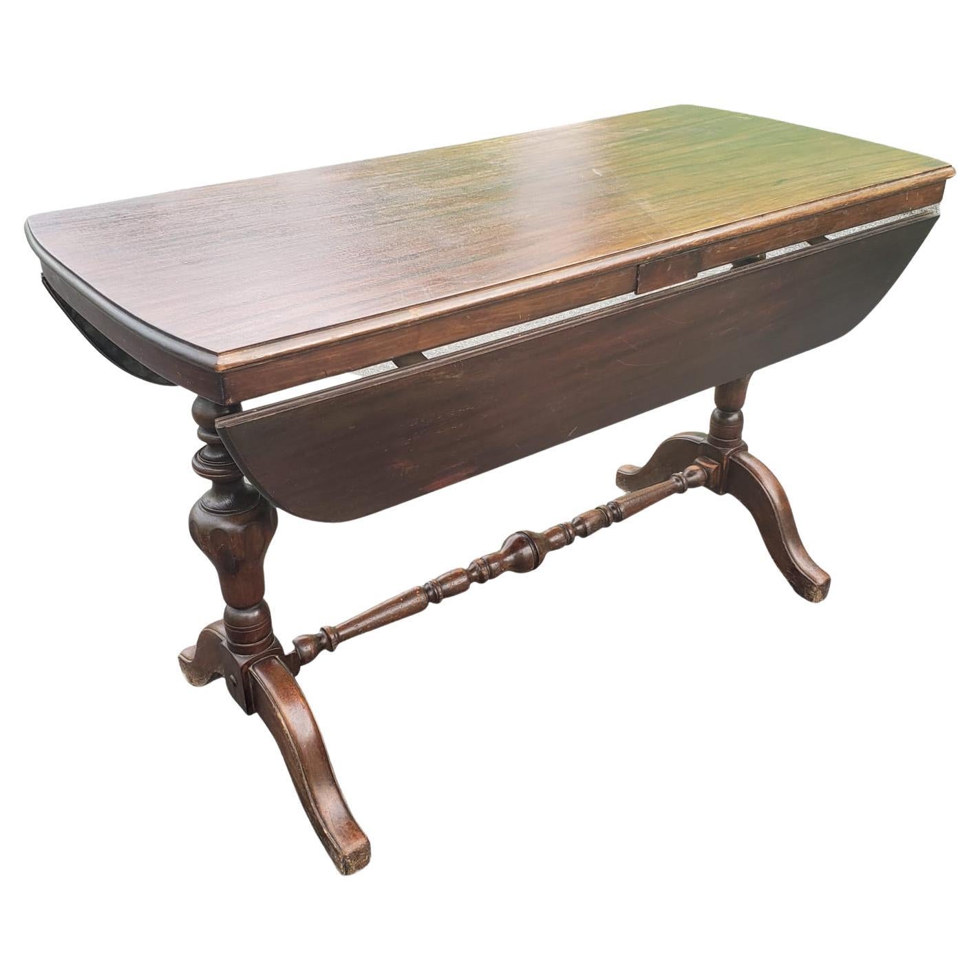 Hand-Crafted Antique Versatile Walnut Fold-Leaf Console Library Table Dining Table, C. 1910s