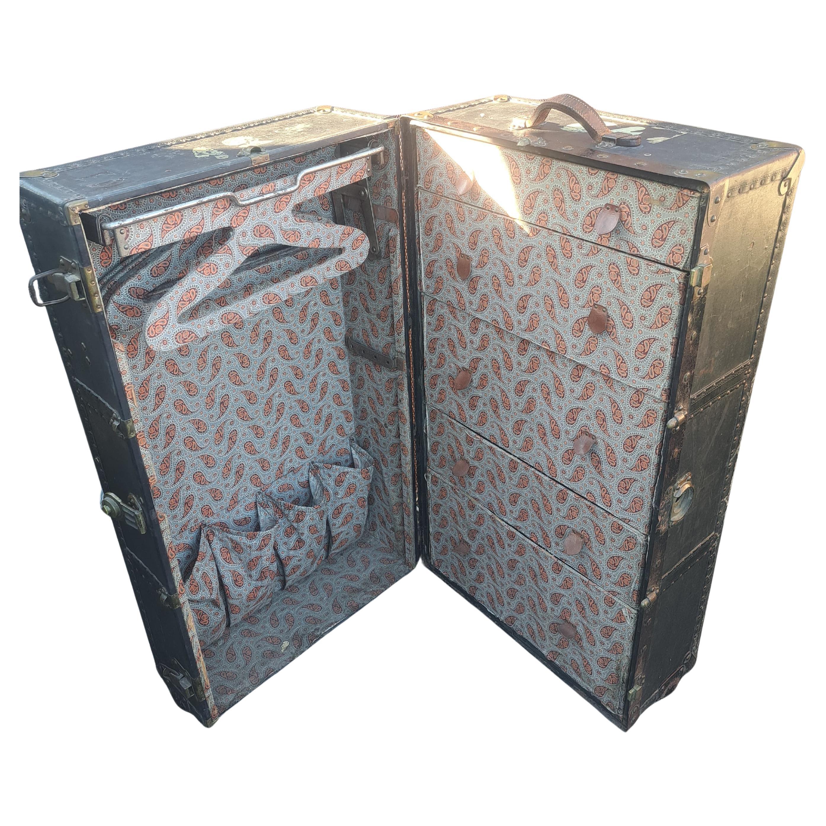 Baúl de viaje vertical antiguo - Baúl ropero (1920-1940)