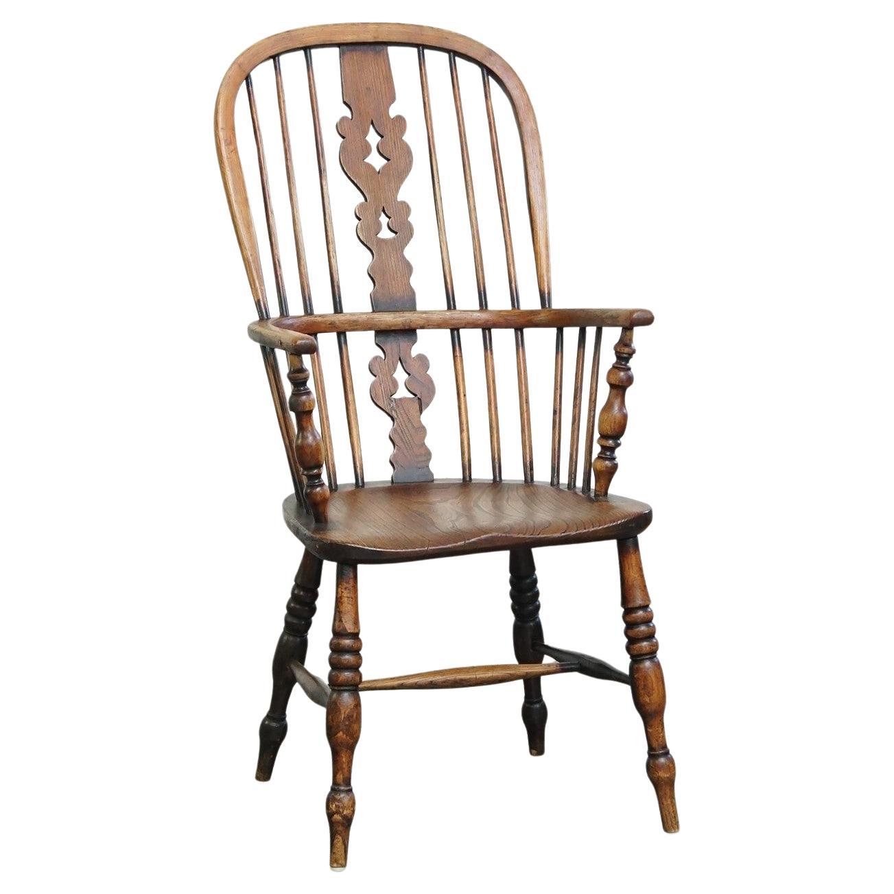 Antique, very beautiful English highback Windsor dining chair