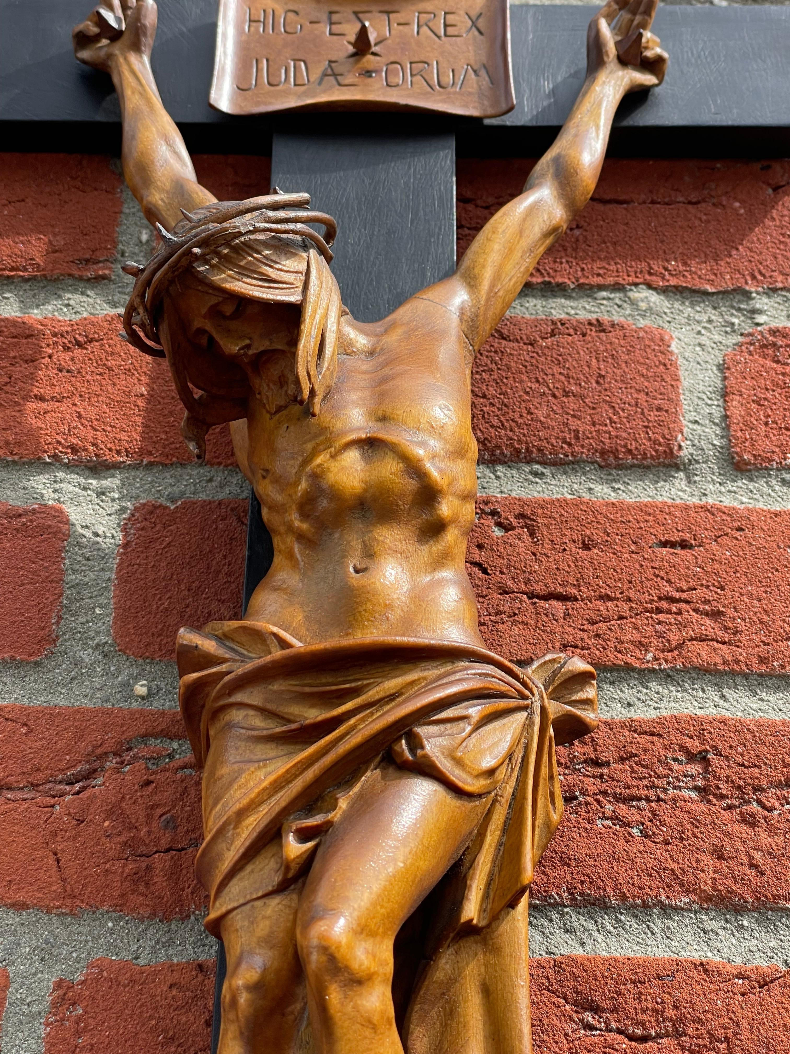 Art Nouveau Antique & Very Fine Quality Hand Carved Wall Crucifix ' Hic Est Rex Iudaeorum '