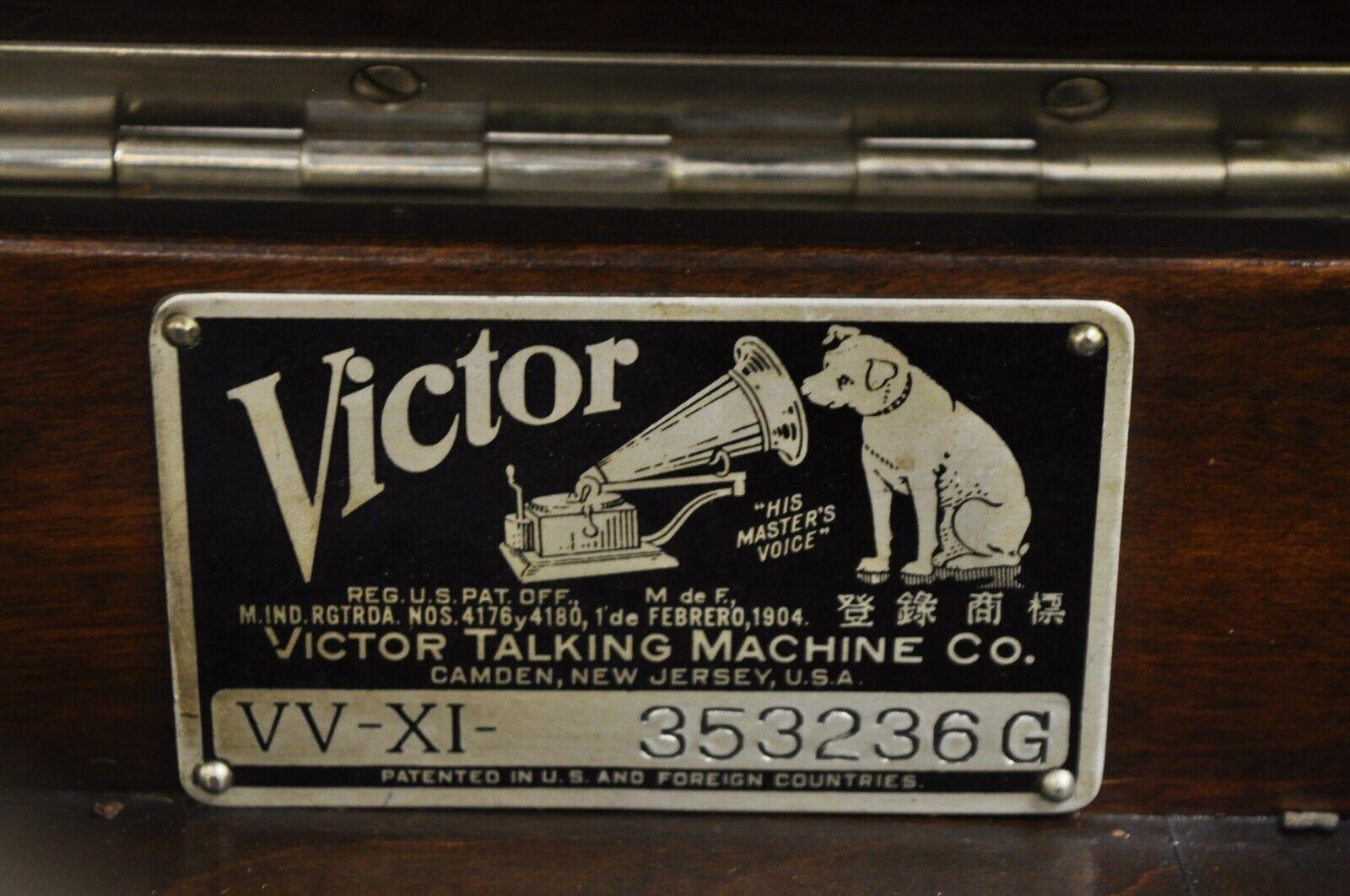 Antique Victor Talking Machine VV-XI Record Player V For Sale 1
