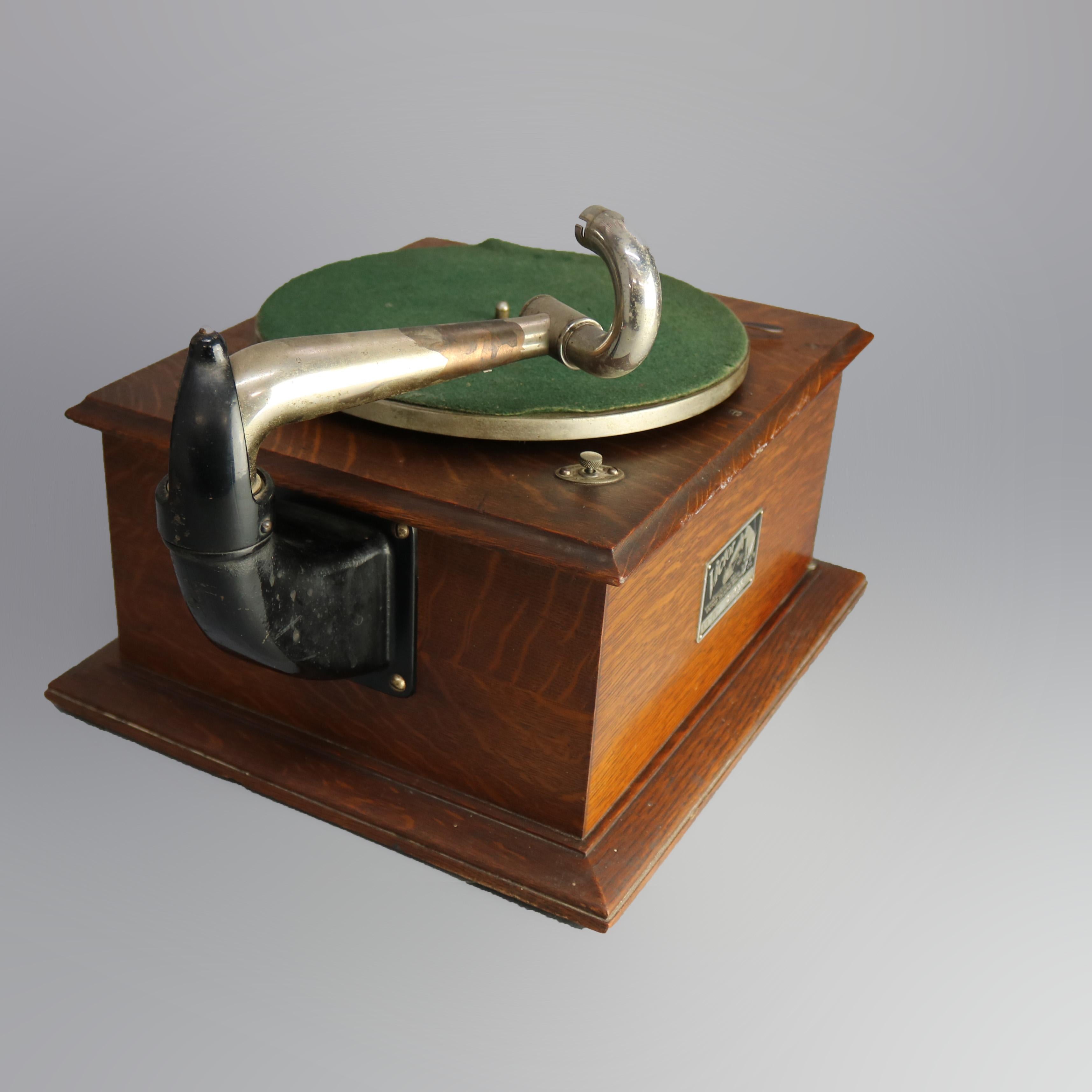 American Antique Victor Victrola IV Oak Phonograph 'Missing Reproducer', Circa 1900
