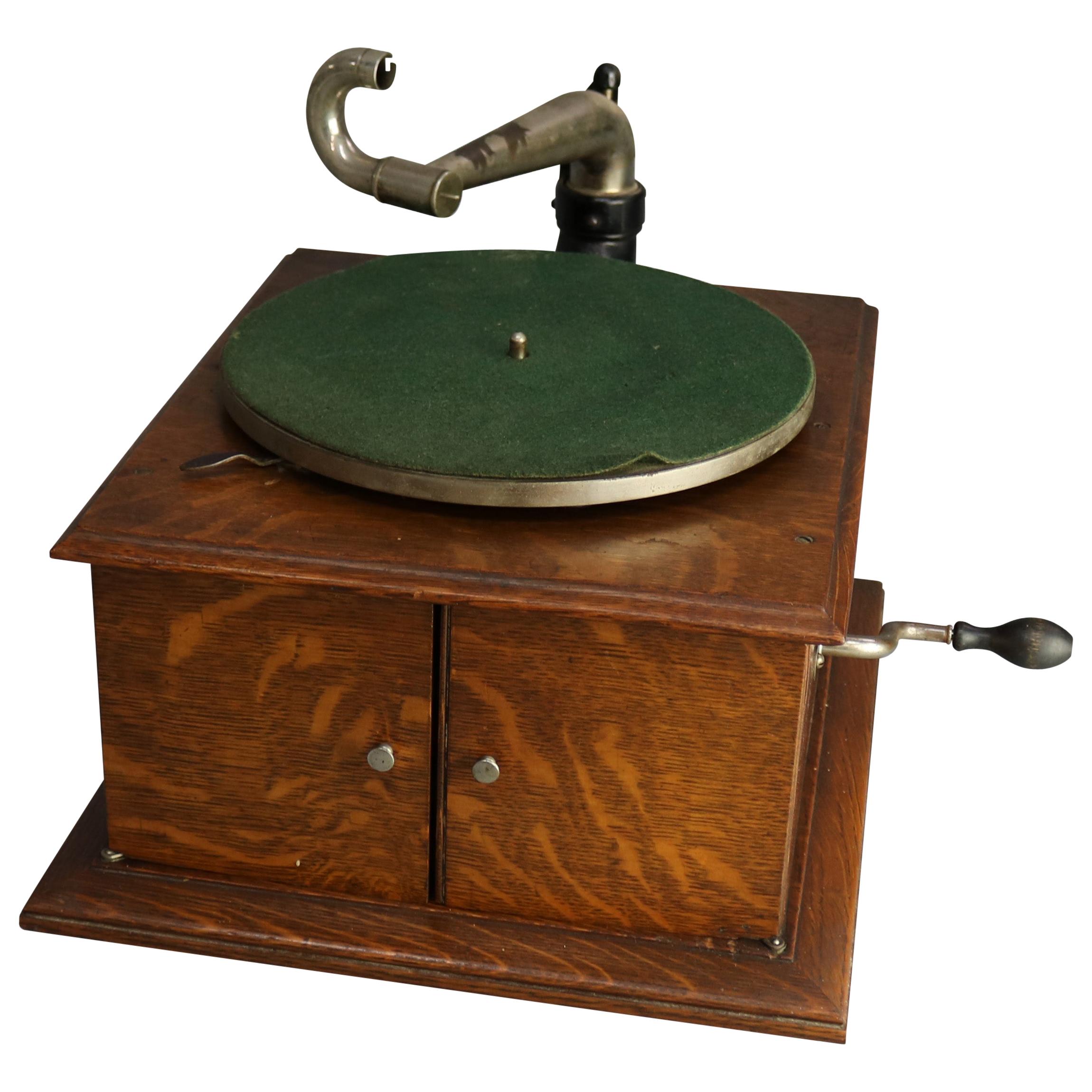 Antique Victor Victrola IV Oak Phonograph 'Missing Reproducer', Circa 1900