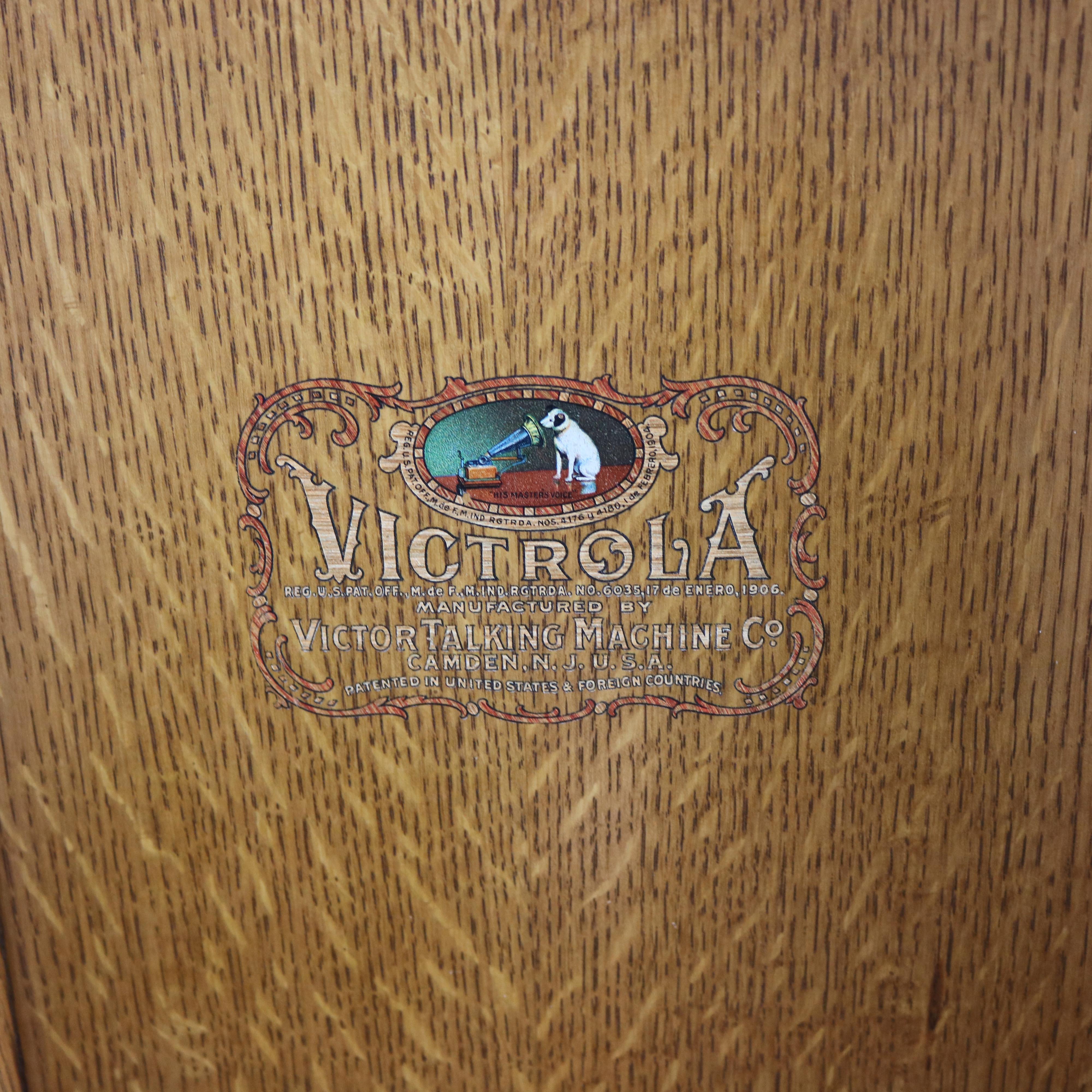 Antique Victor Victrola Oak Table Top Phonograph Circa 1910 6