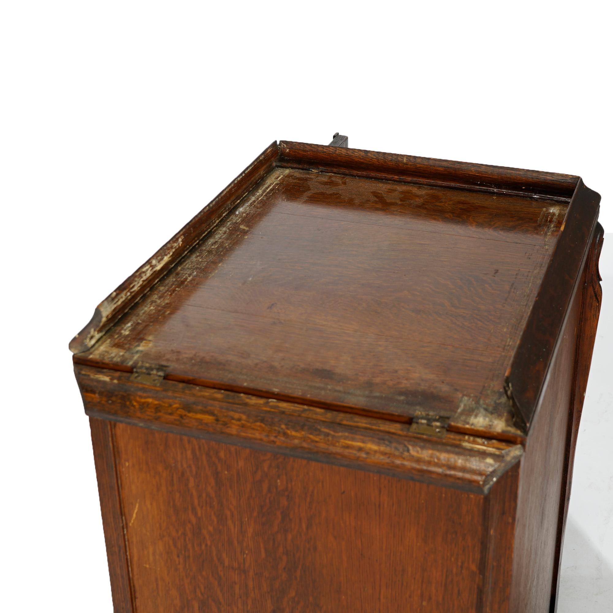 Antique Victor Victrola Table Top Portable Phonograph & Base Cabinet, Circa 1920 3